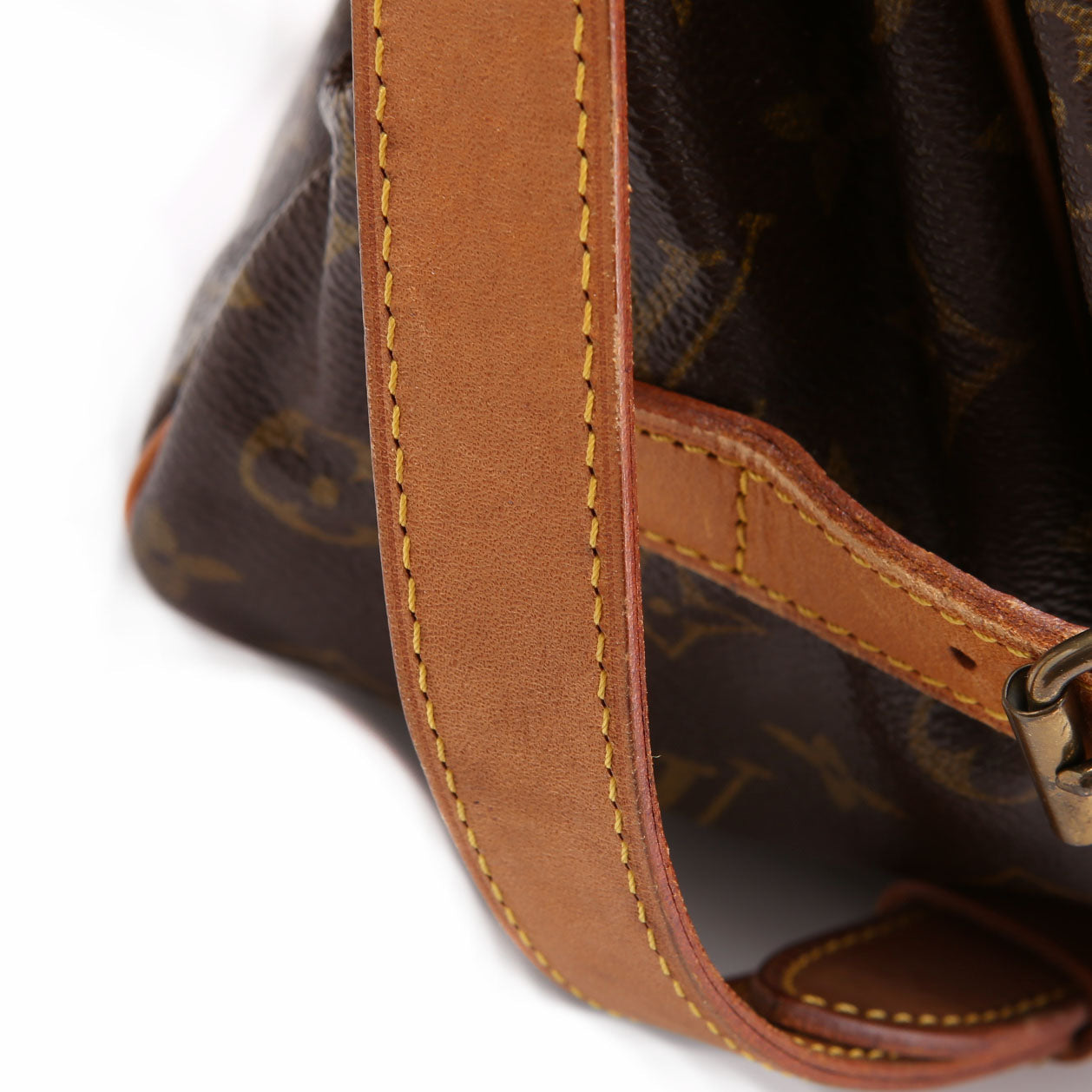 Saumur 35 Monogram