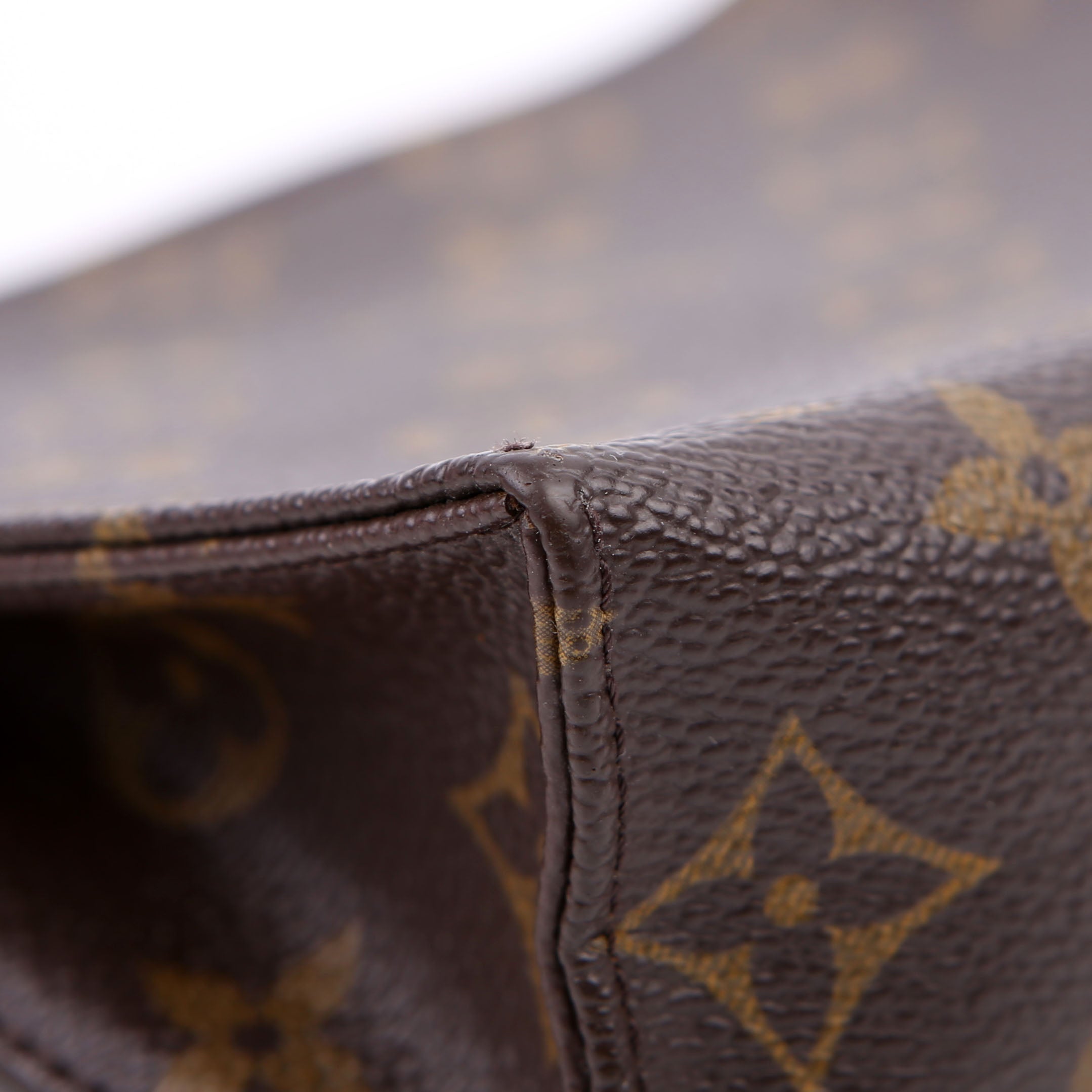 Toiletry Pouch 19 Monogram Newer