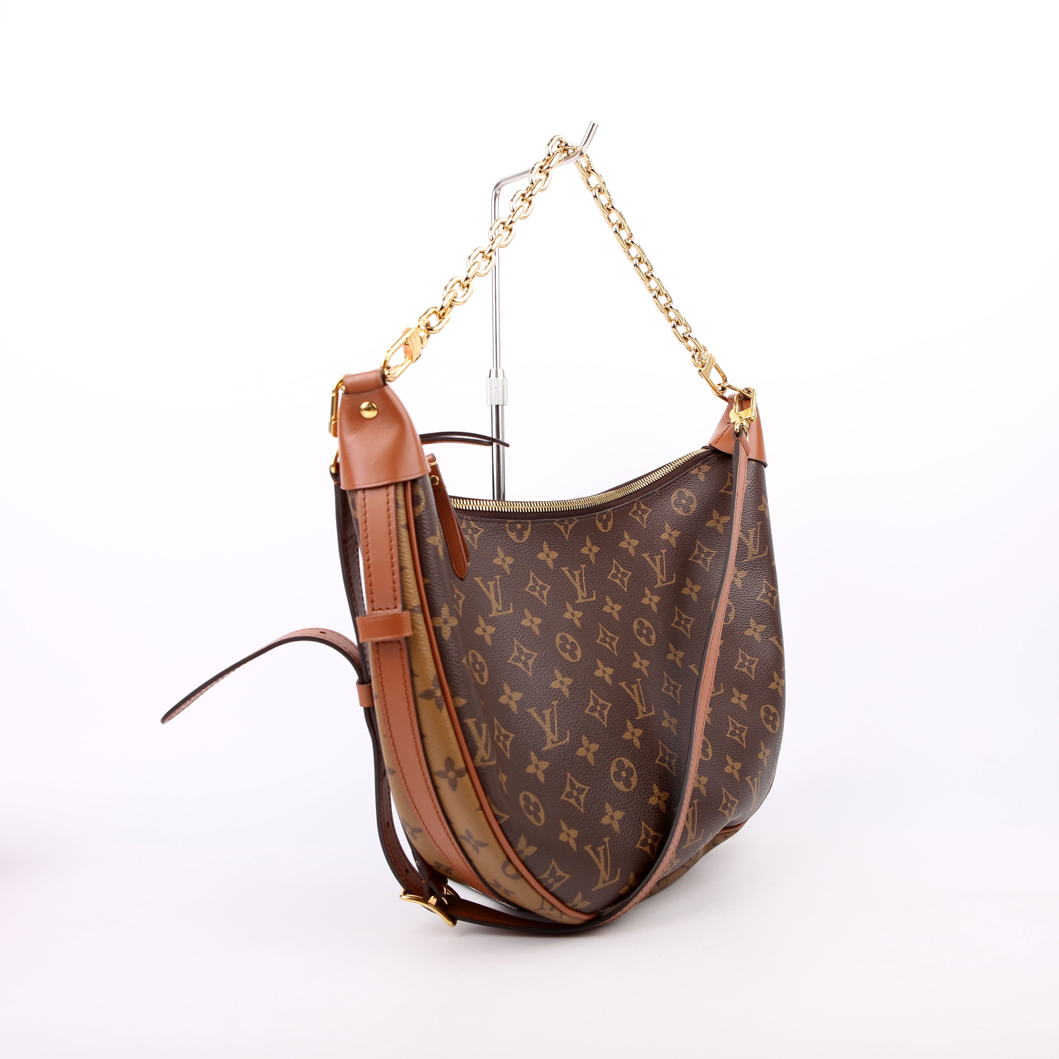 Loop Hobo Reverse Monogram