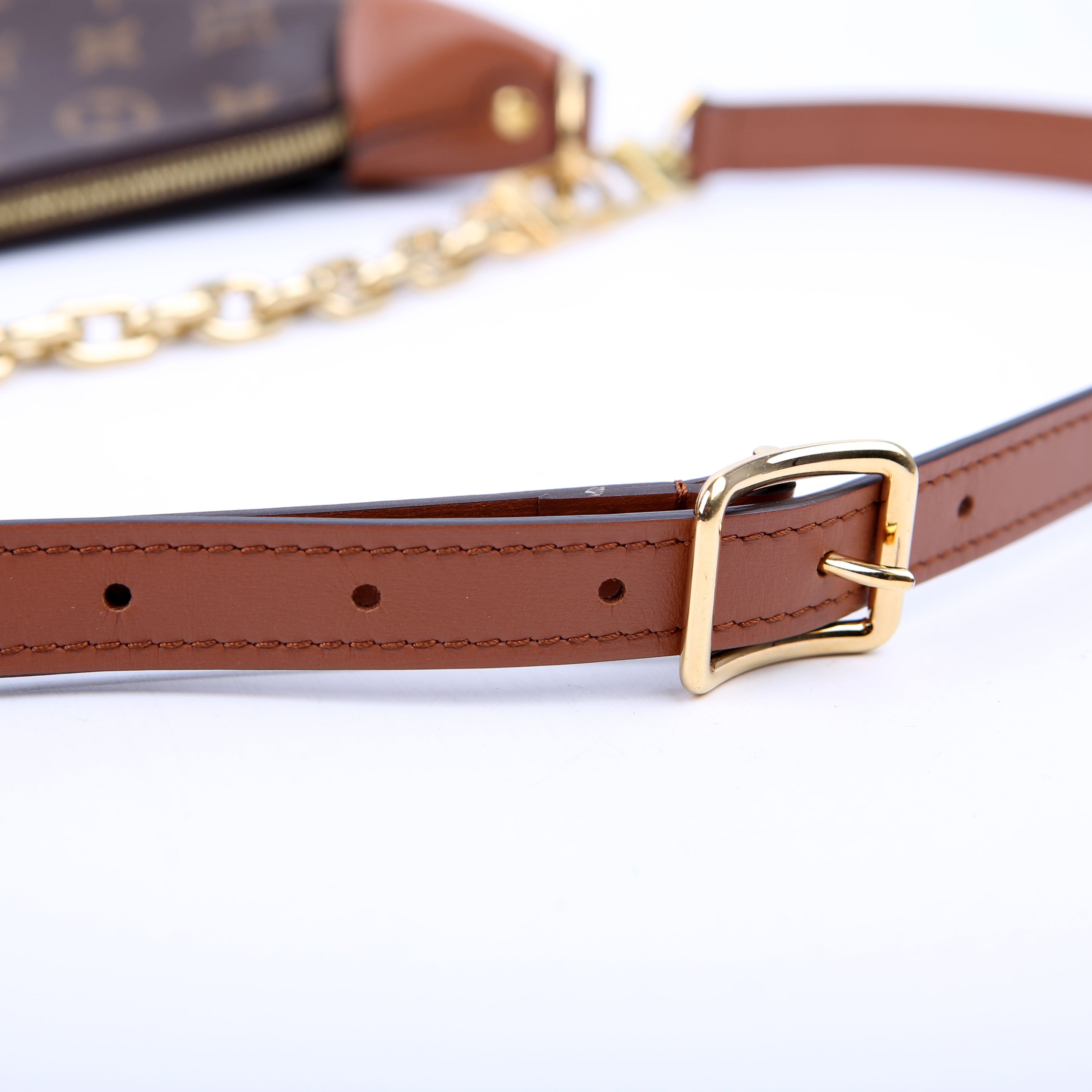 Loop Hobo Reverse Monogram