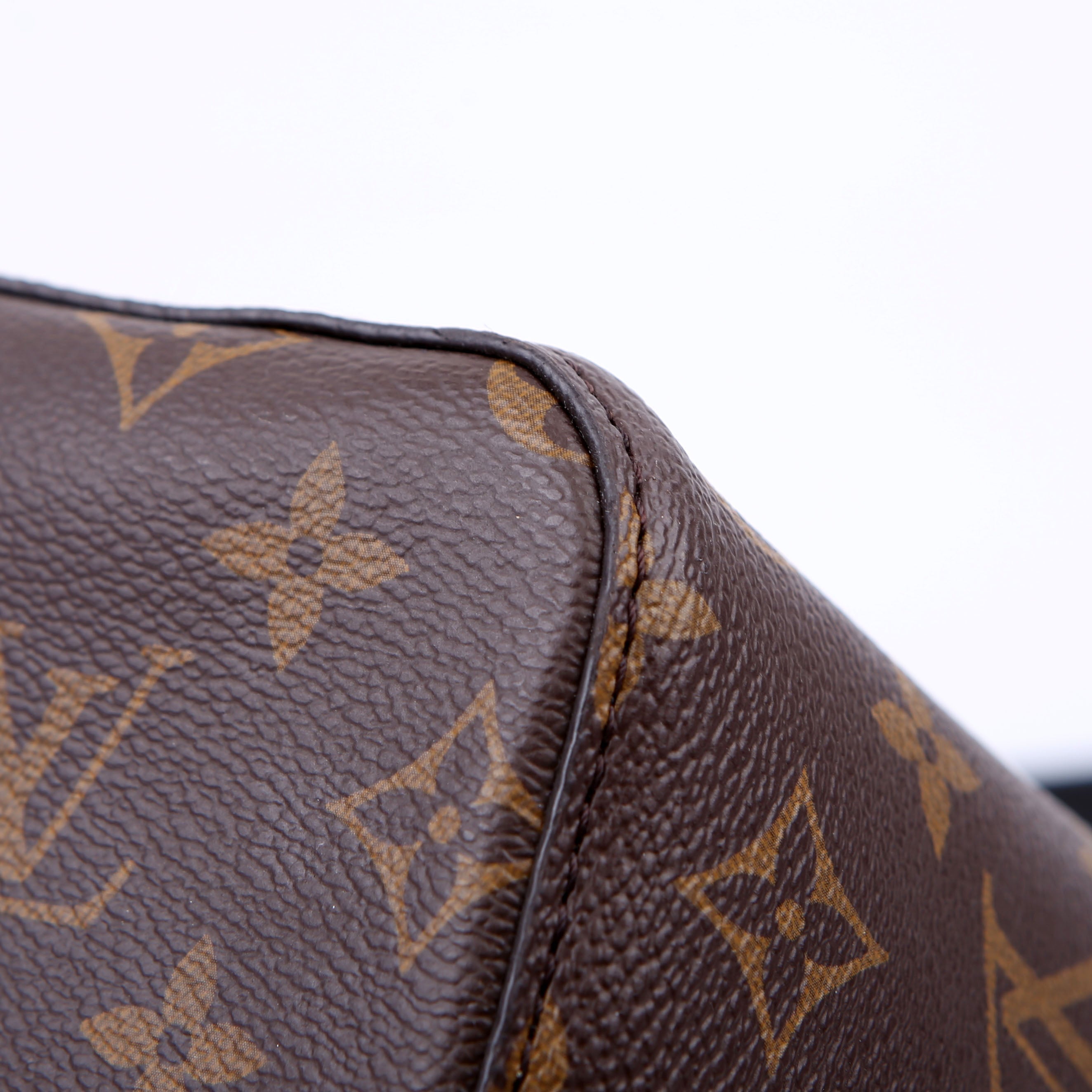 Neonoe Monogram Black