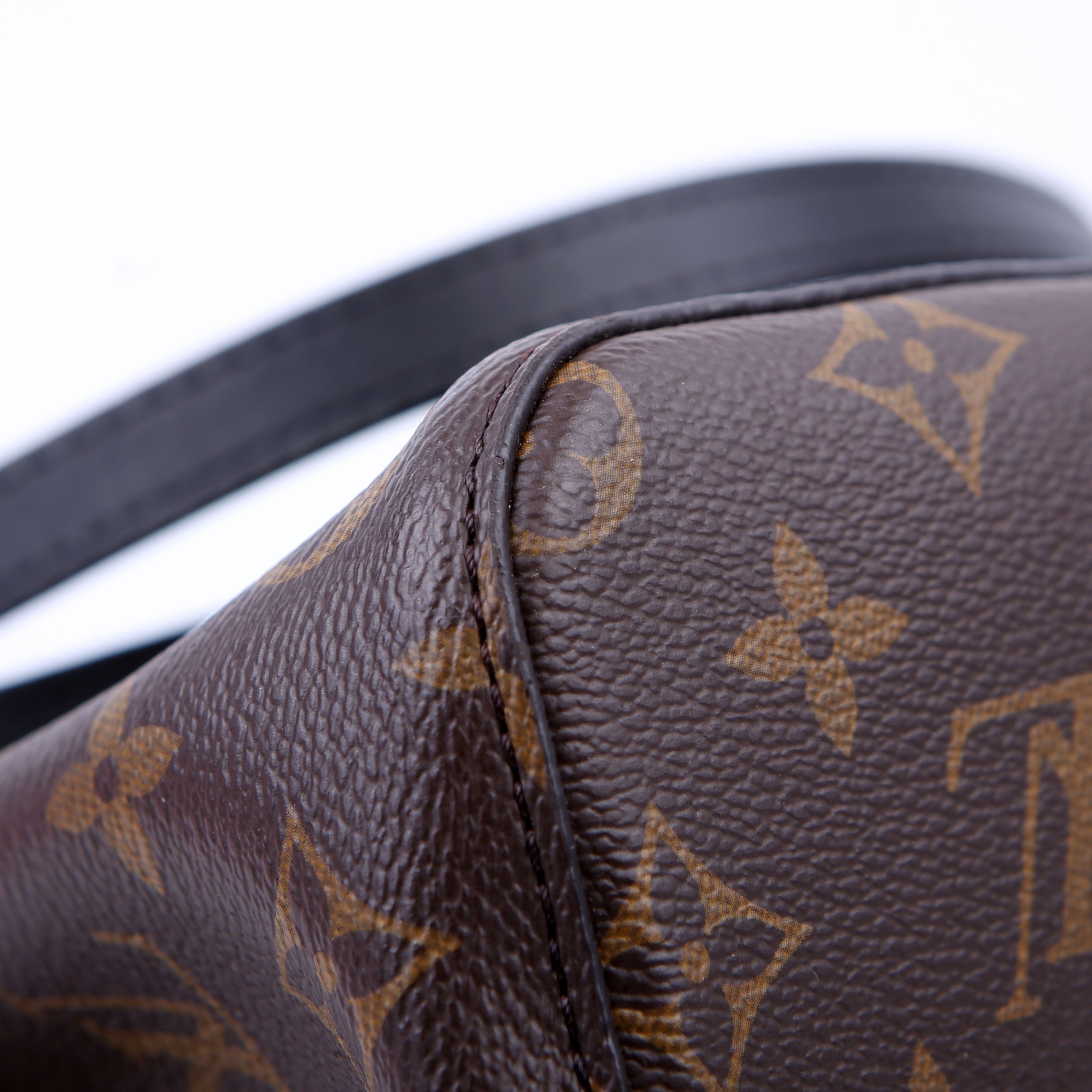 Neonoe Monogram Black