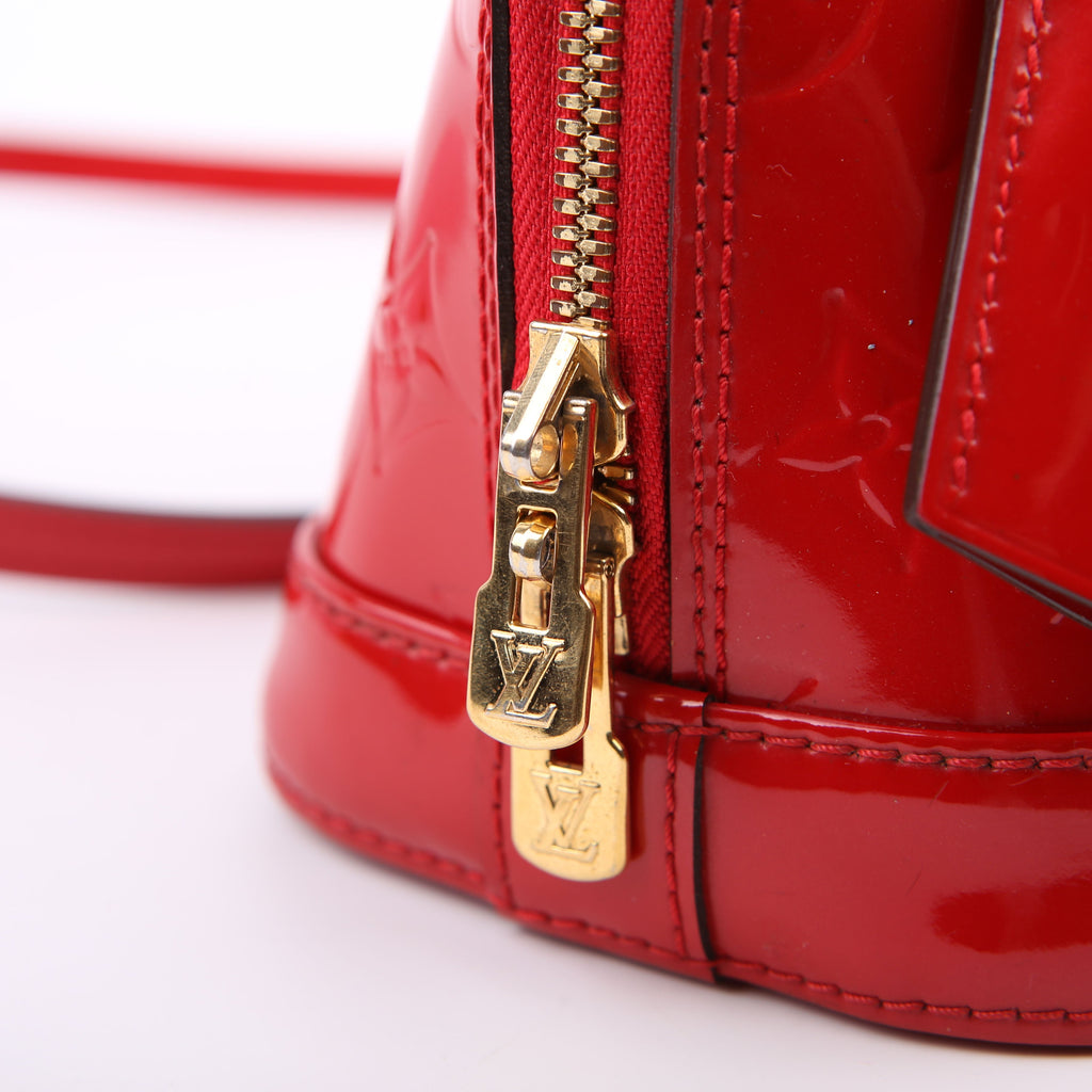 Alma BB Vernis Red