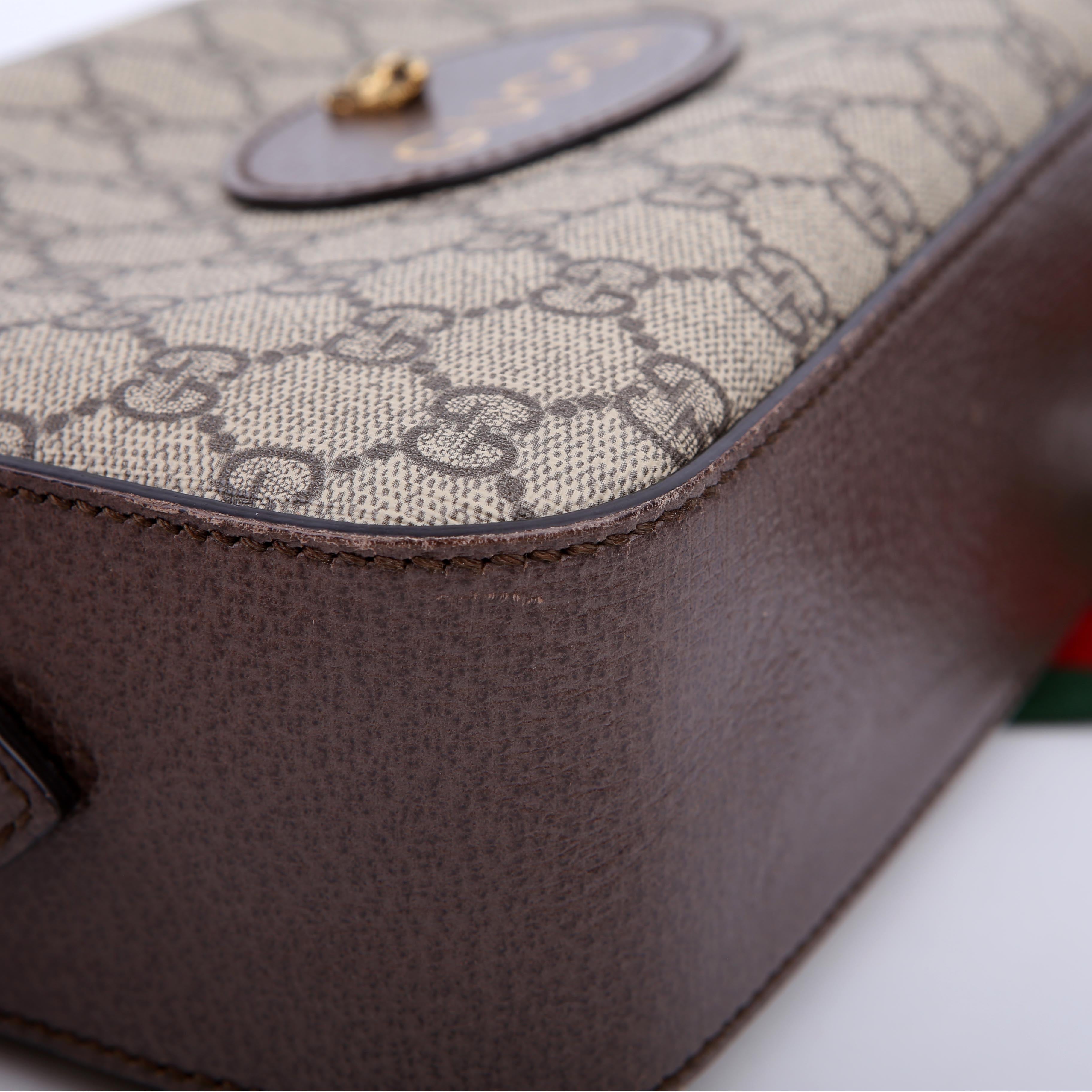 Gucci 476466 GG Supreme Messenger Bag Brown