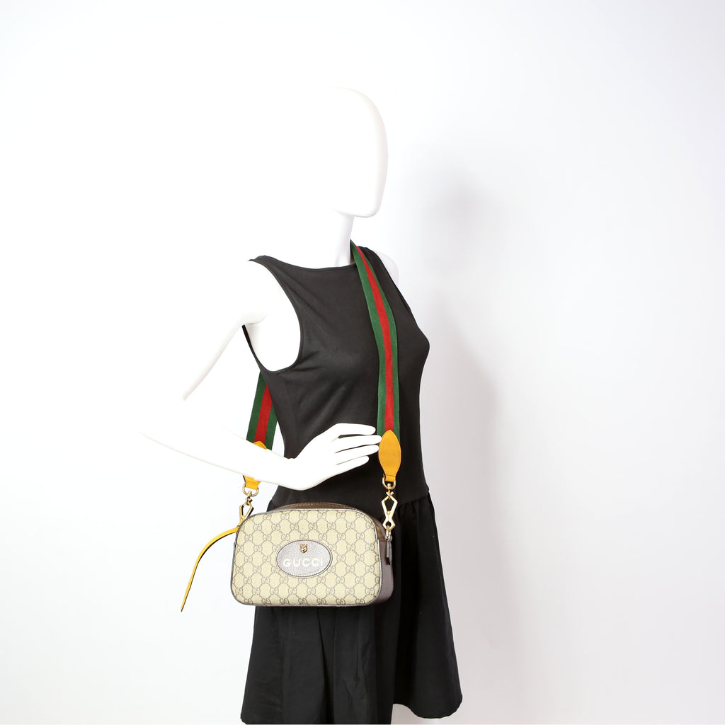Gucci 476466 GG Supreme Messenger Bag Brown