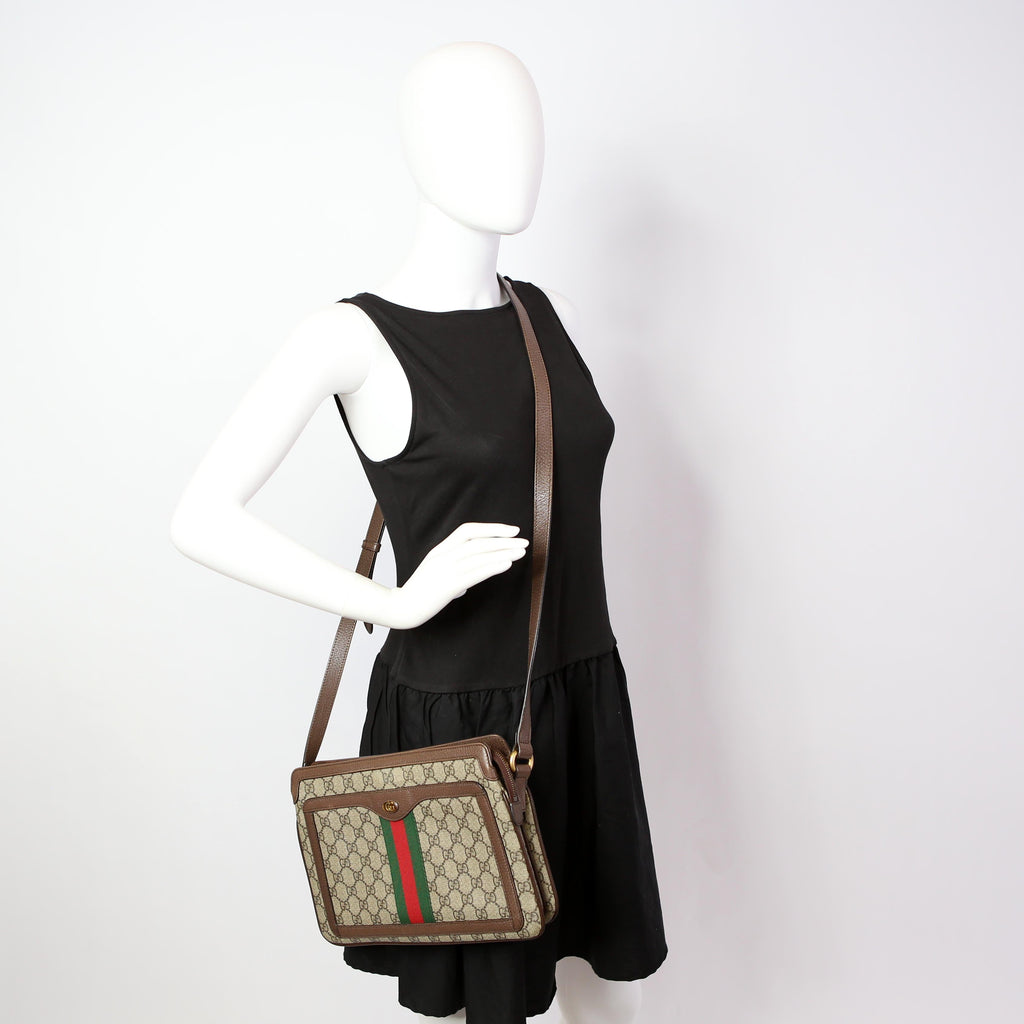 Gucci 523354 GG Supreme Ophidia Medium Shoulder Bag Brown