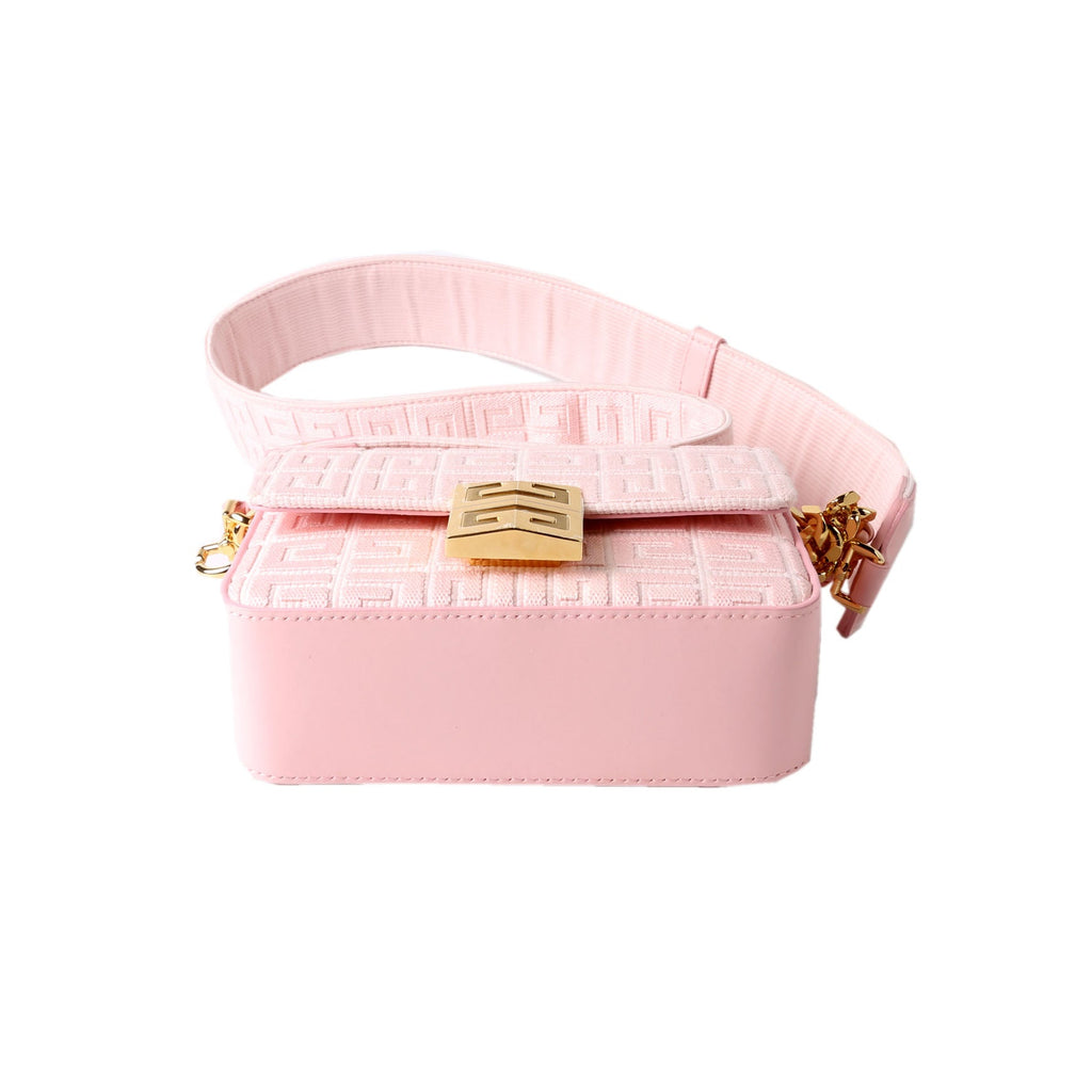 4G Embroidered Chain Crossbody Pink