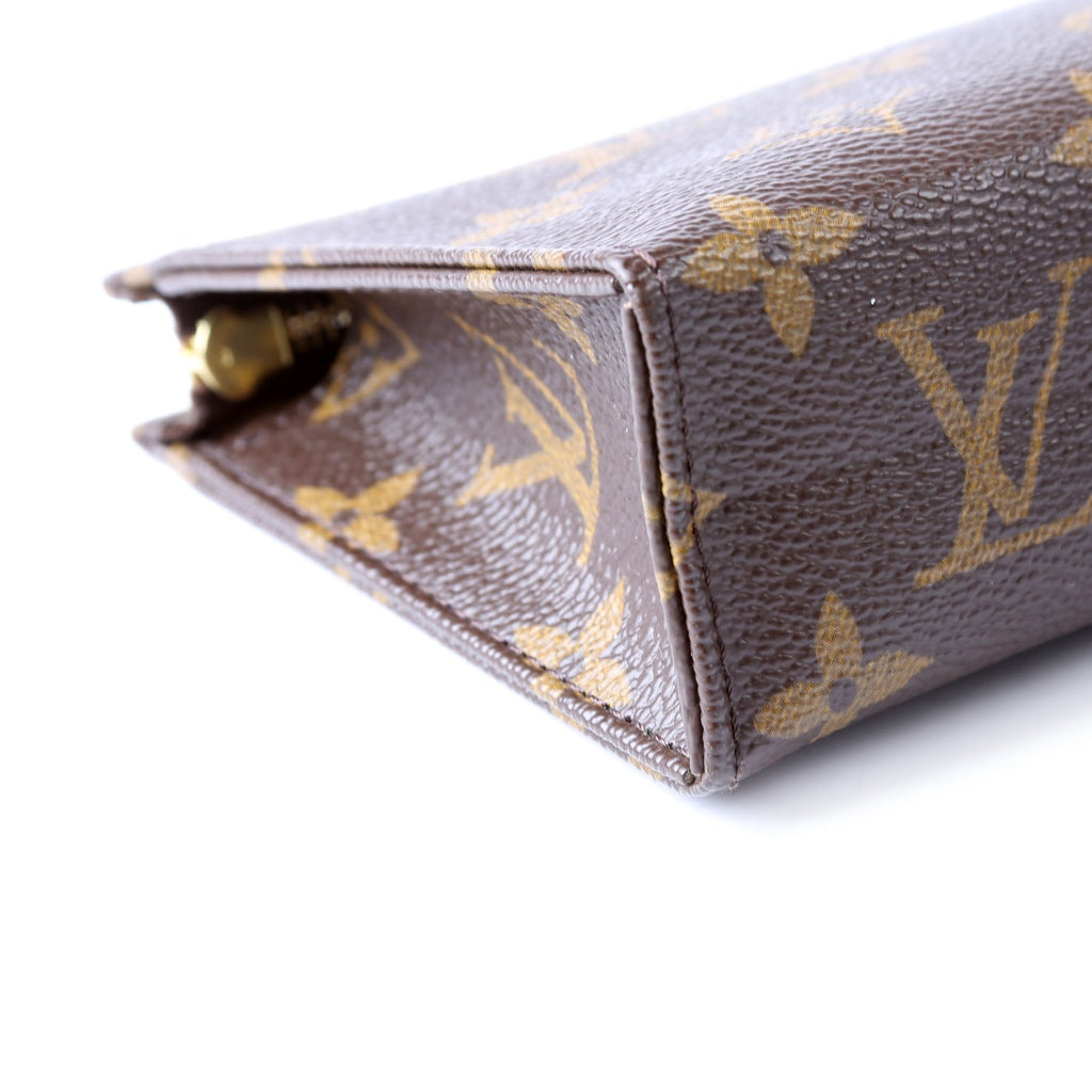 Toiletry Pouch 15 Monogram