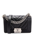 Boy Flap Small Chevron Calfskin 22M Black