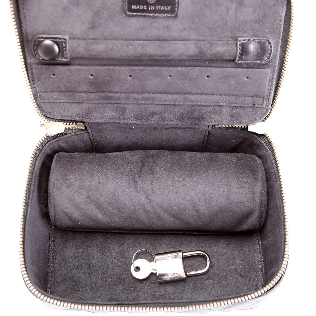 CC Quilted Jewelry Case Lambskin 15M Black