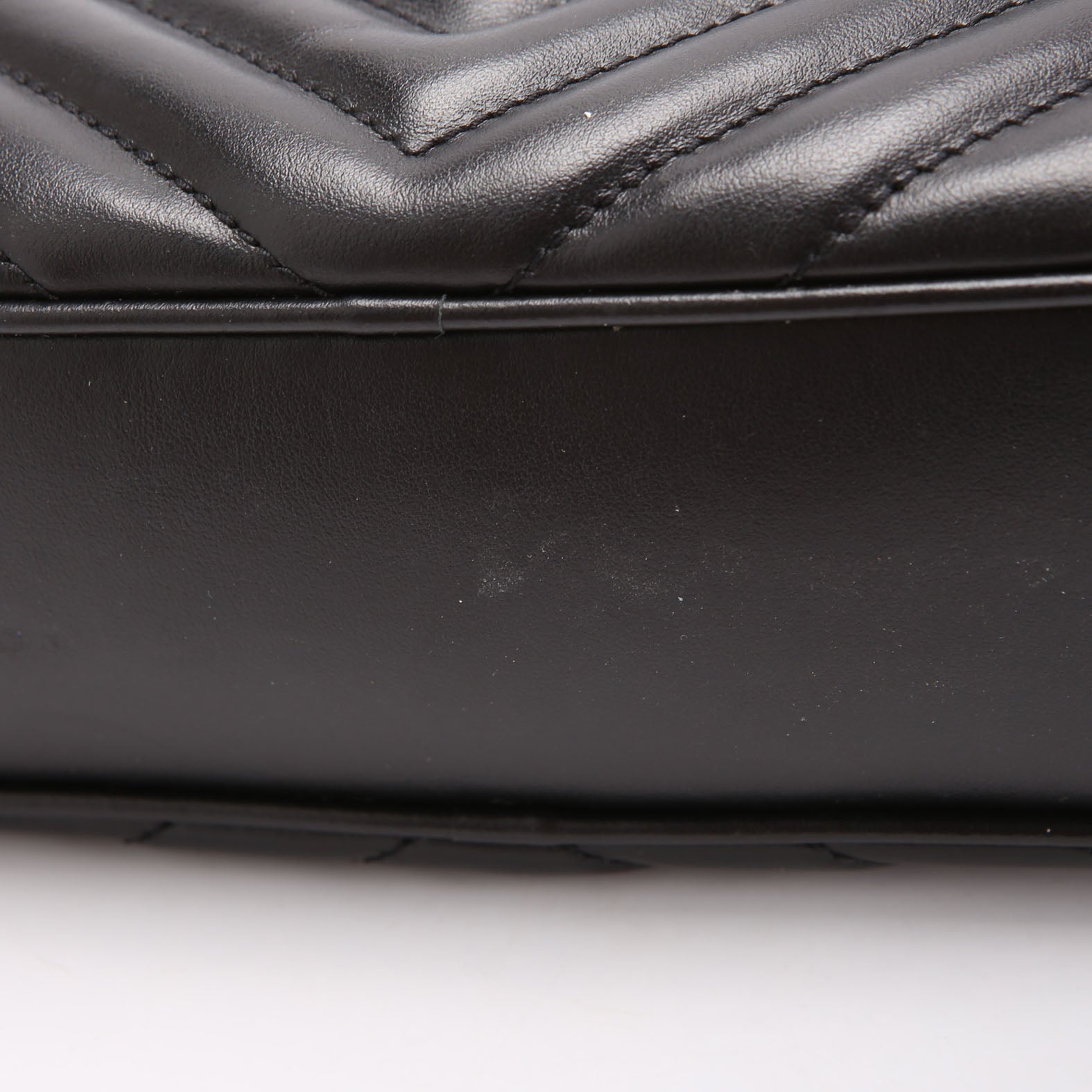 SAINT LAURENT Lou Camera Bag Quilted 612544 Black