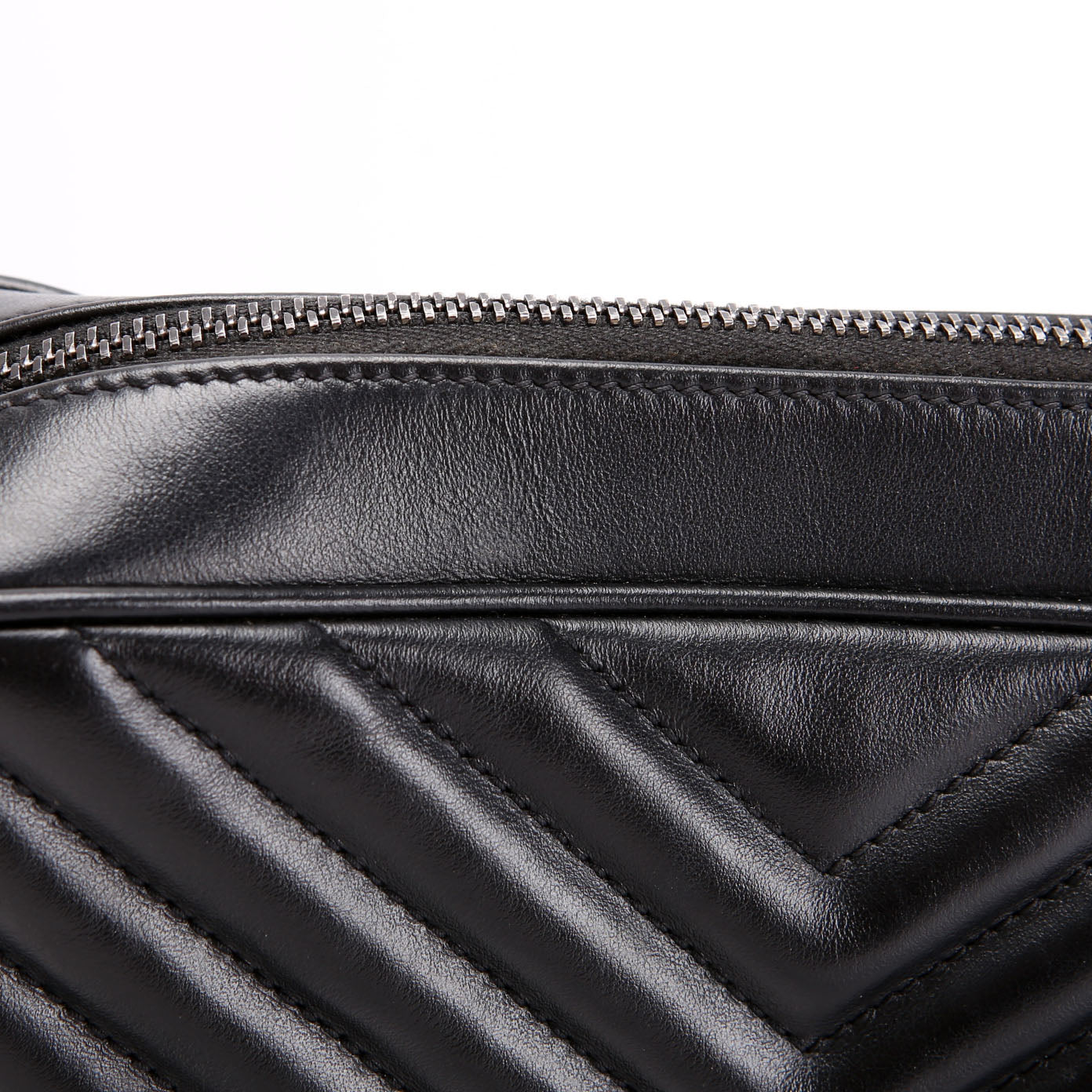 SAINT LAURENT Lou Camera Bag Quilted 612544 Black