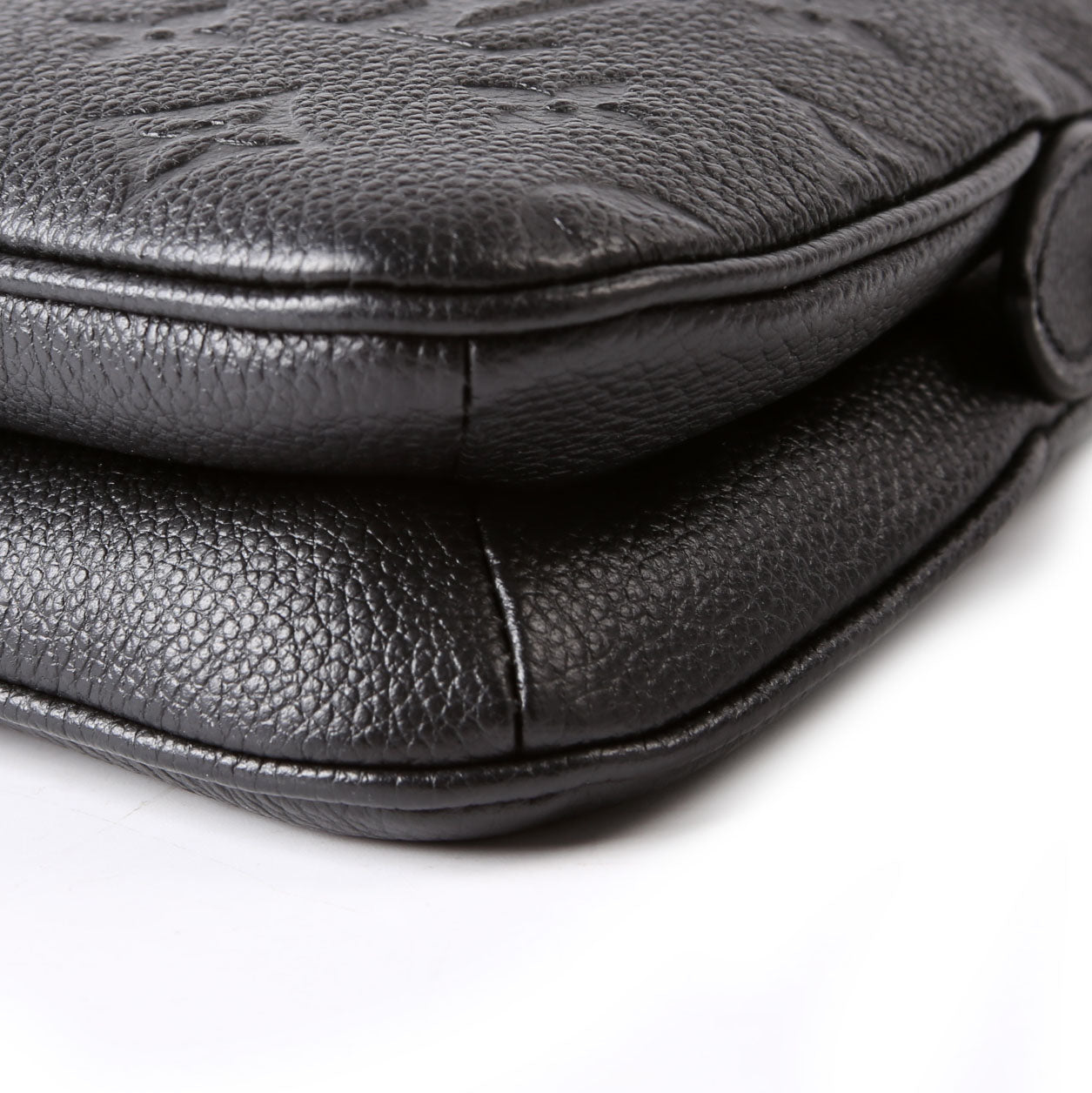 Pochette Liv Empreinte Black