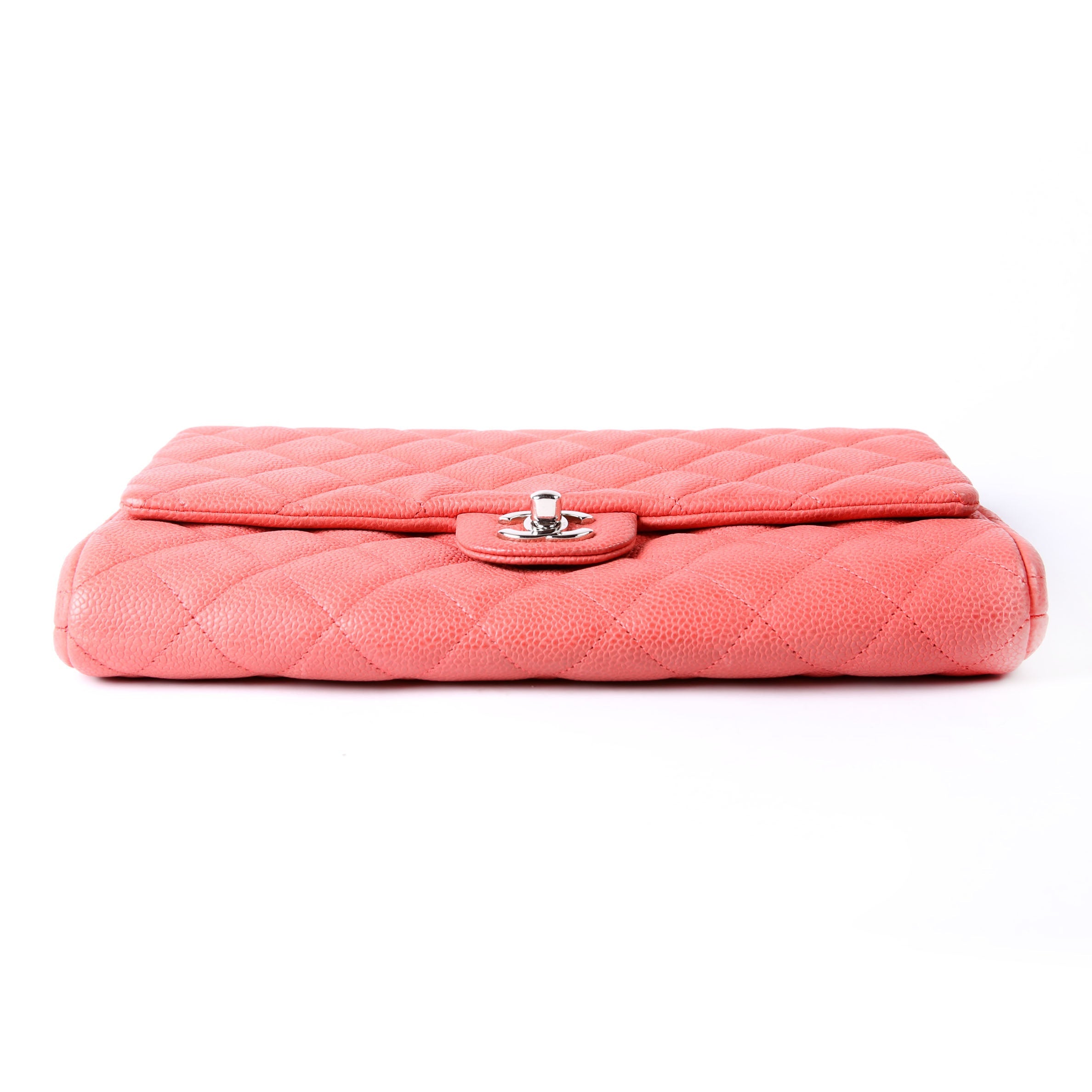 Classic Flap Clutch With Chain 18M