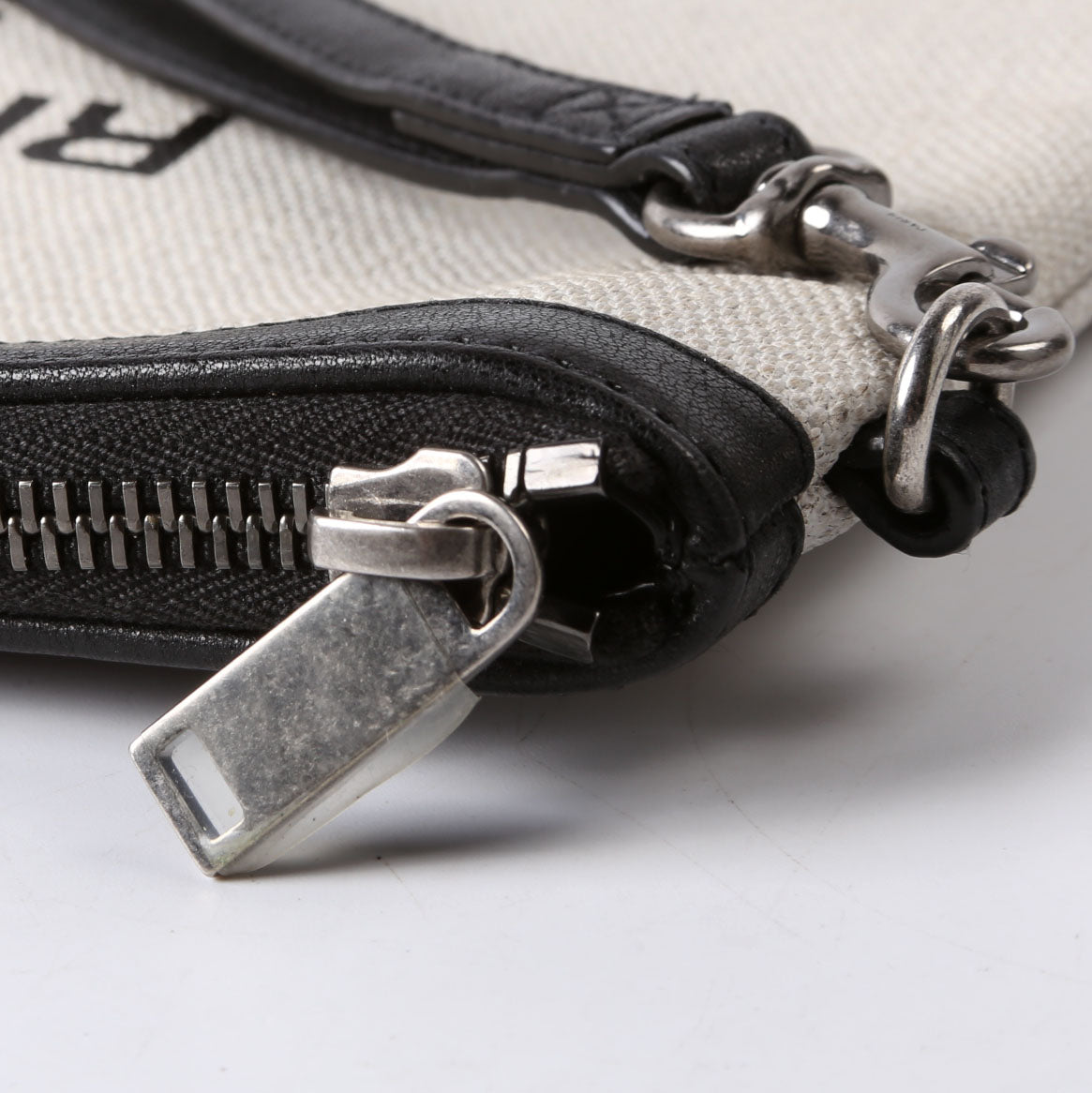 SAINT LAURENT Rive Gauche Canvas Pouch 581369 Biege/Black