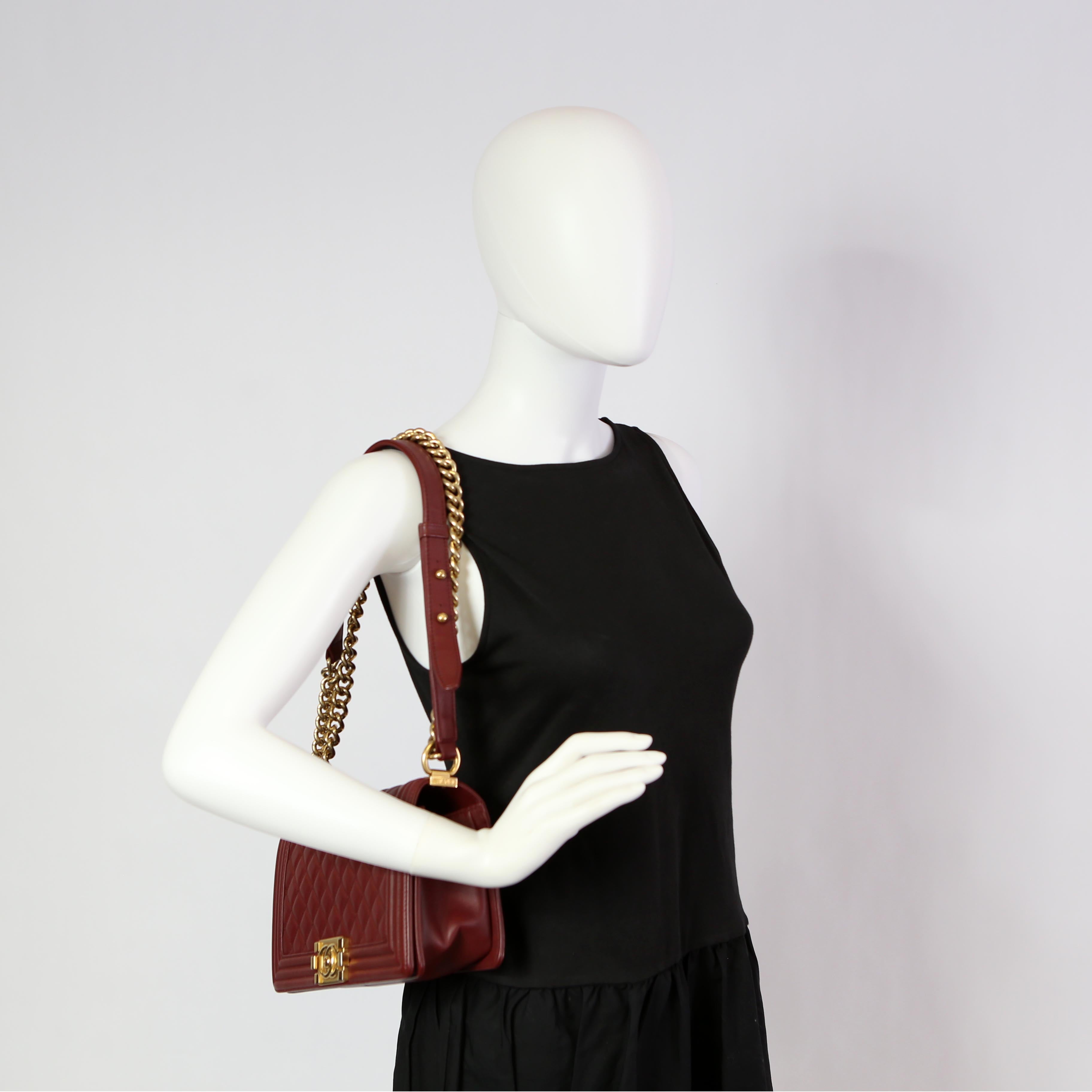 Boy Flap Medium Old Lambskin 21M Burgundy
