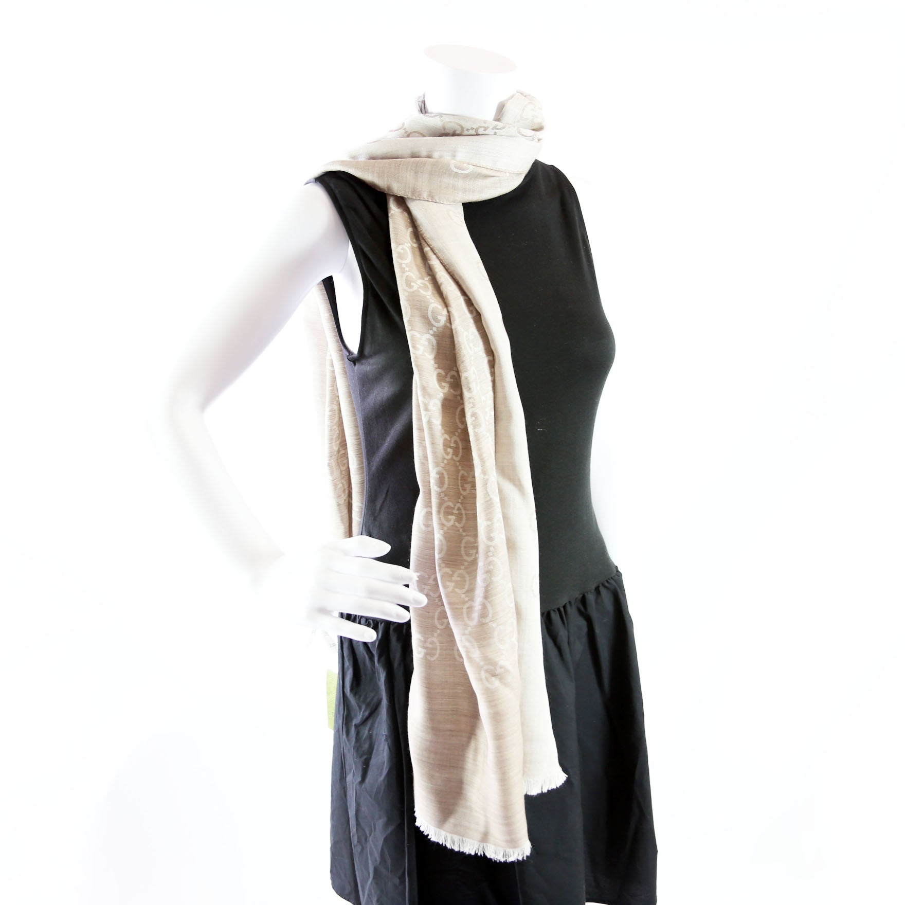 Gucci 165904 GG Jacquard Knit Scarf Taupe
