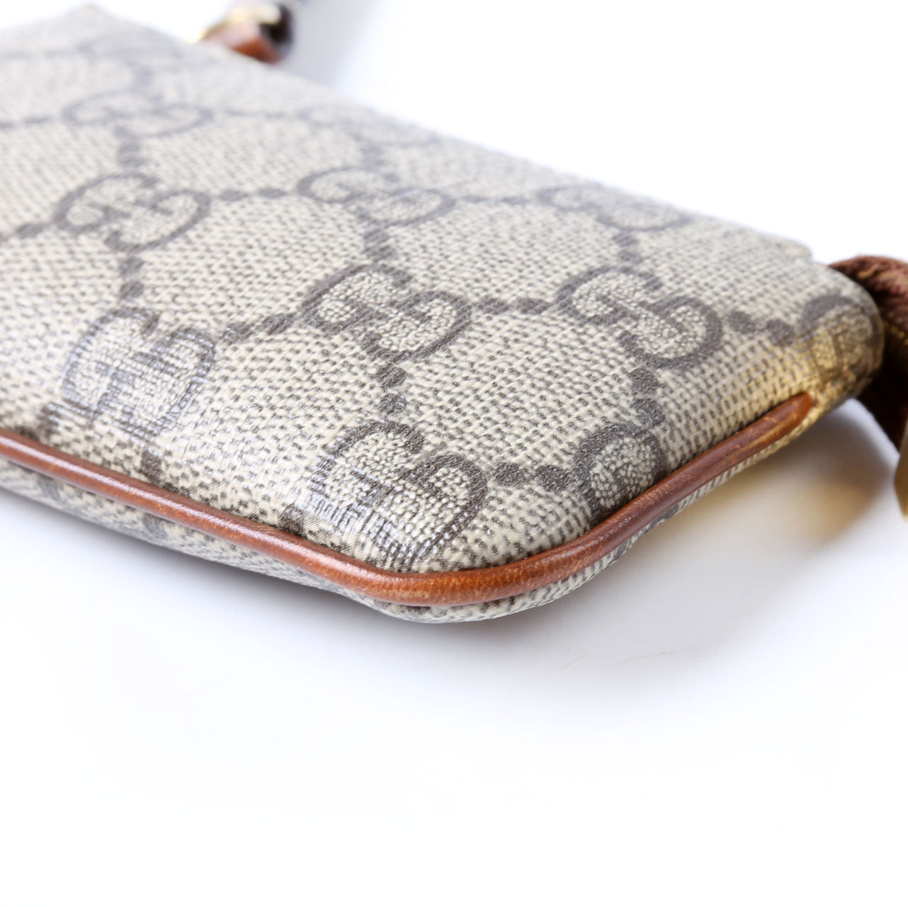 Gucci 447964 GG Supreme Key Case Brown