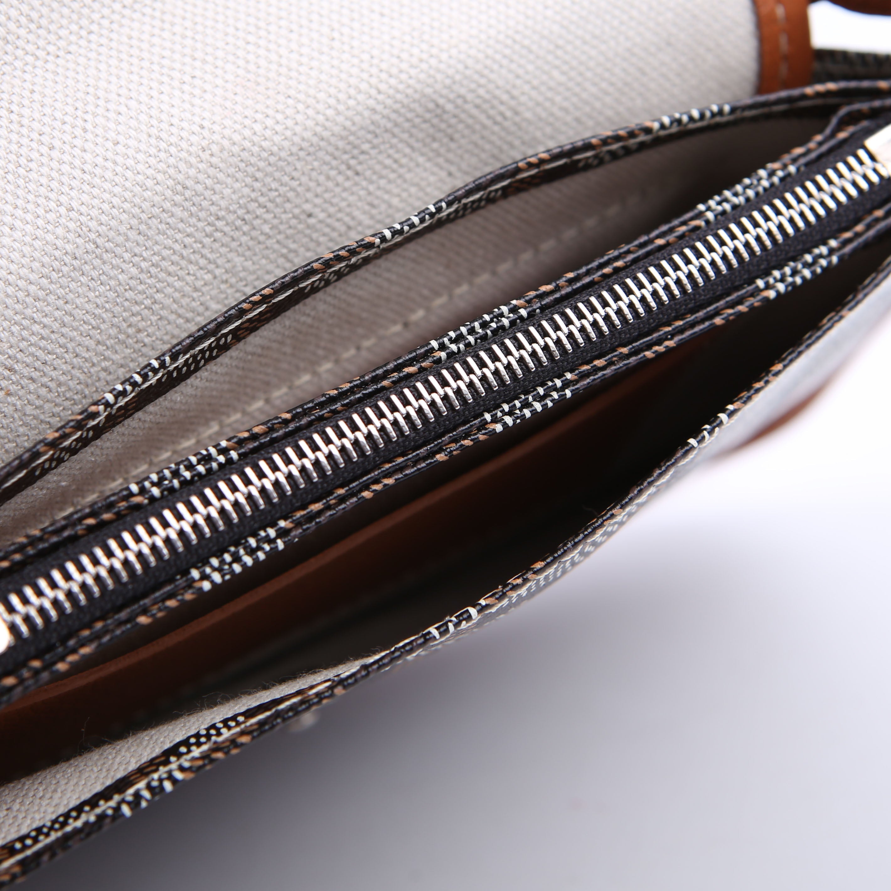 Plumet Pocket Wallet Black/Brown