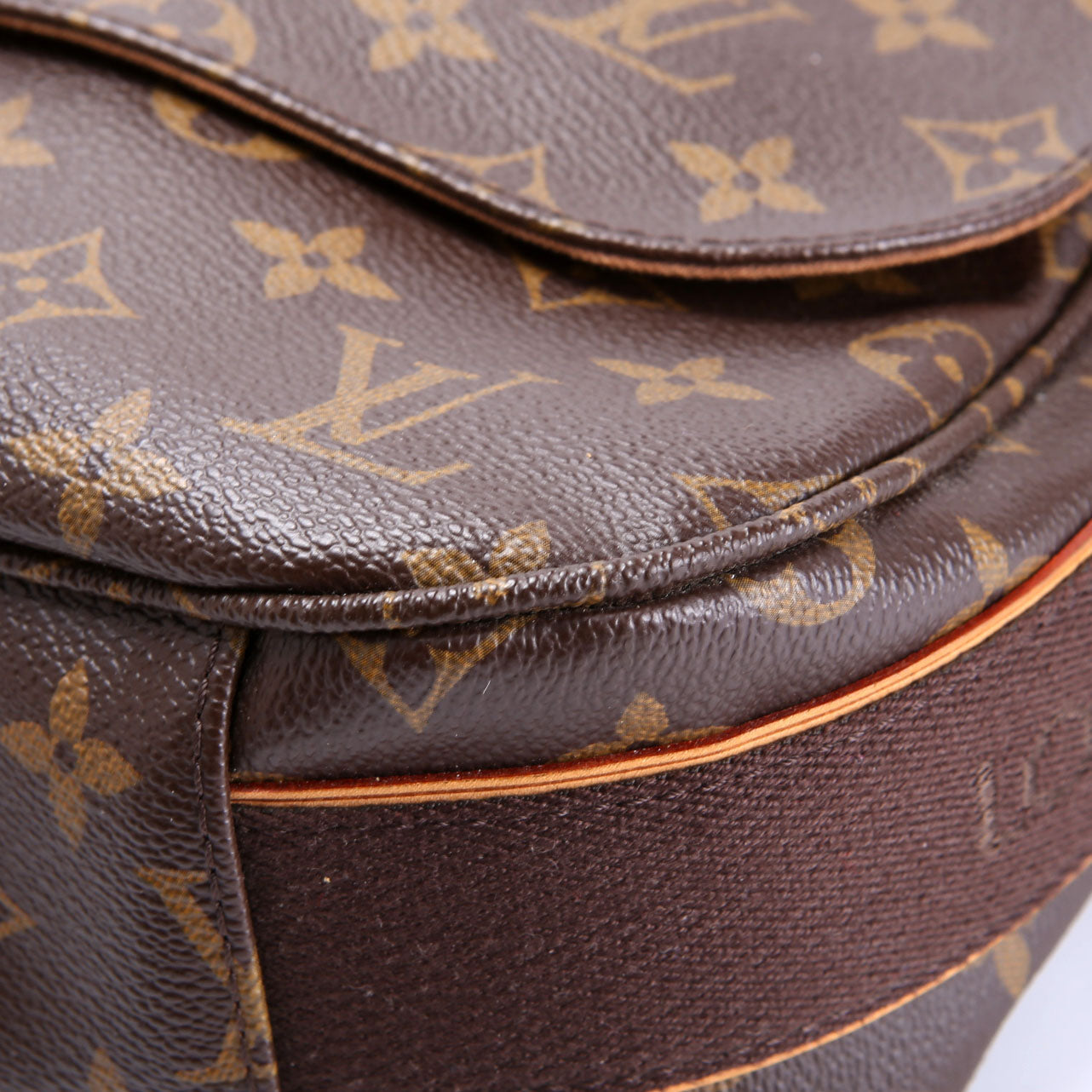 Beaubourg MM Messenger Monogram