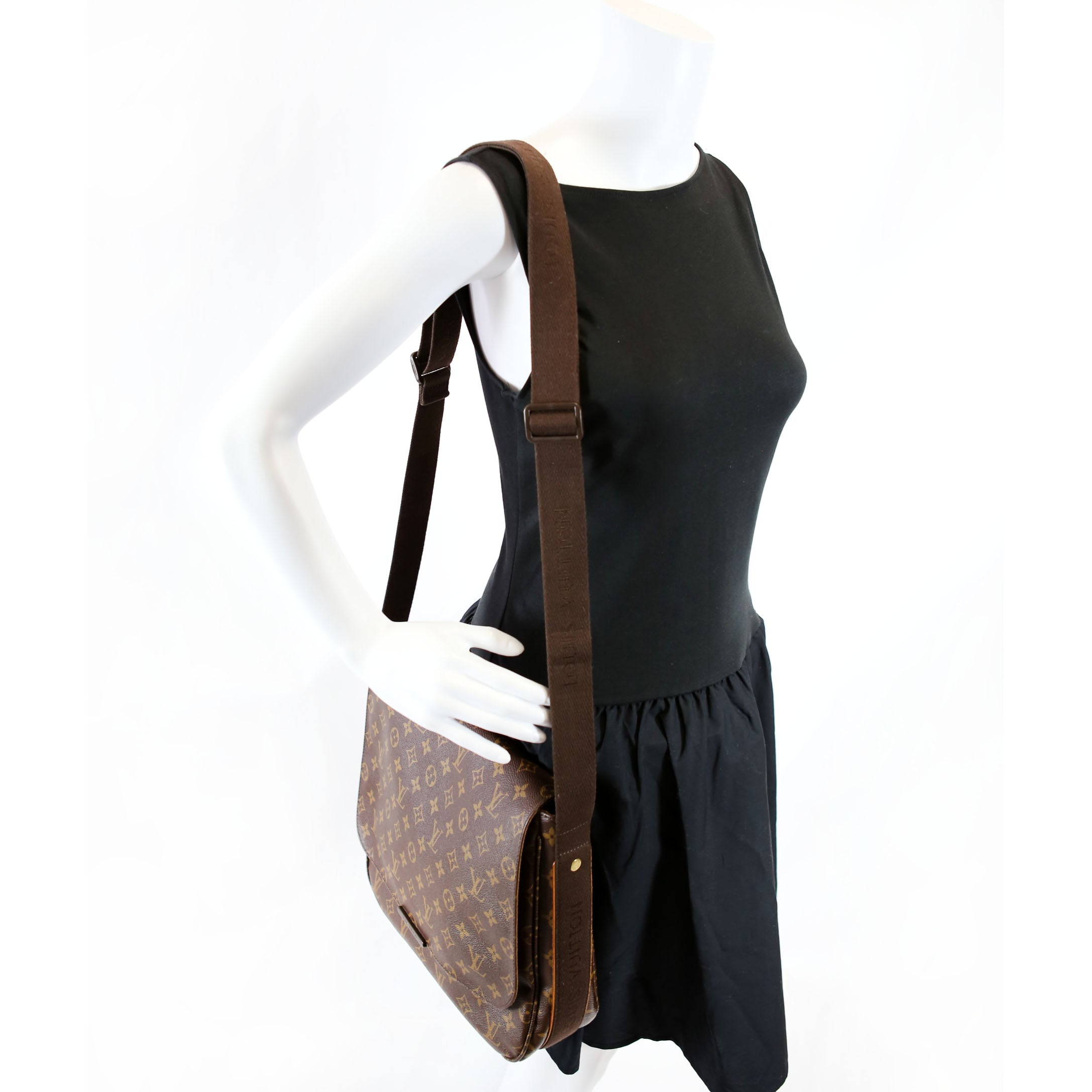 Beaubourg MM Messenger Monogram