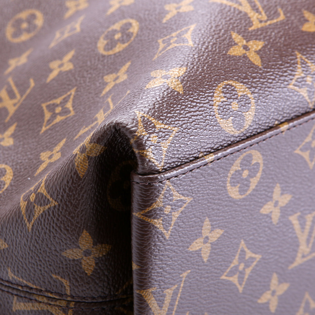Tuileries Hobo Monogram