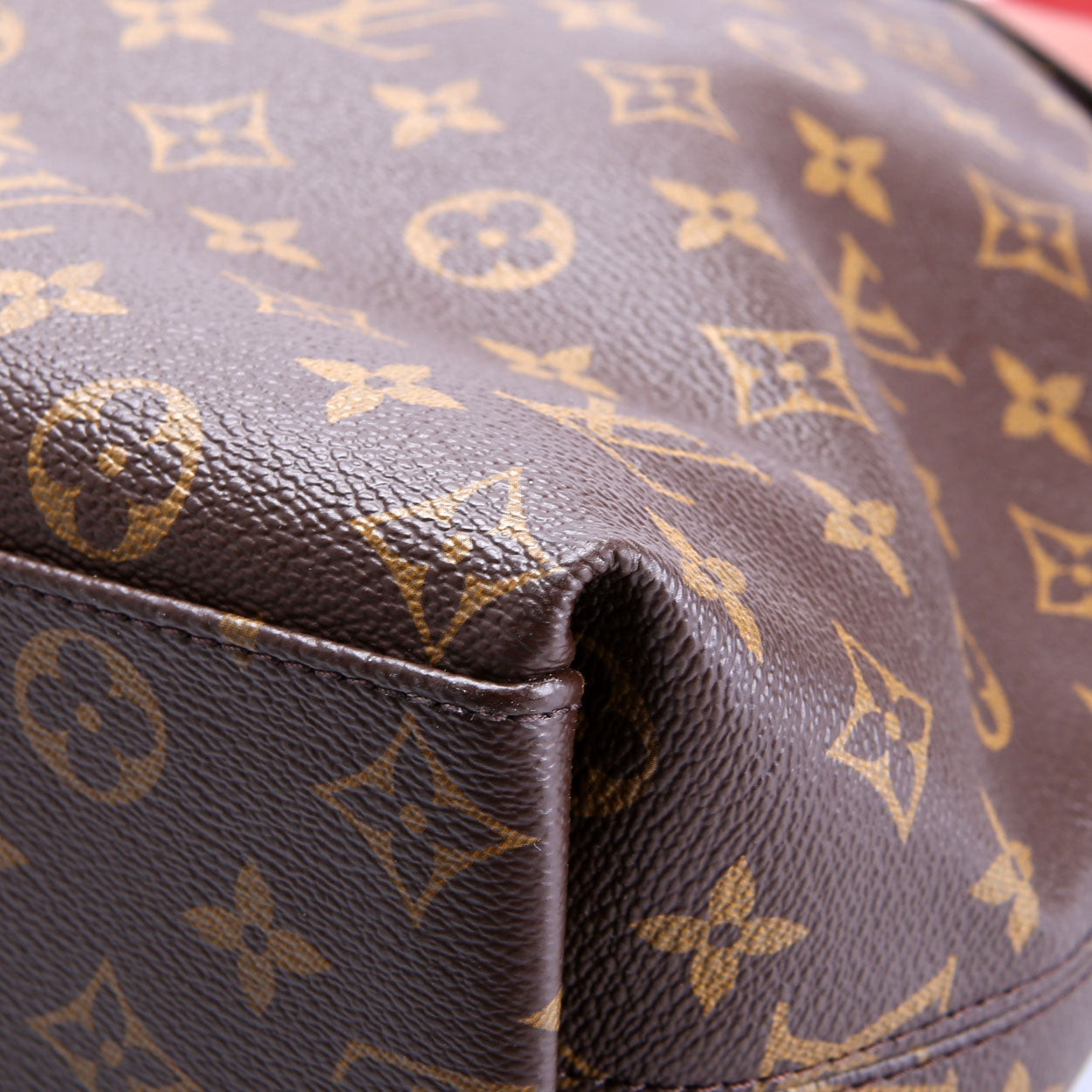 Tuileries Hobo Monogram