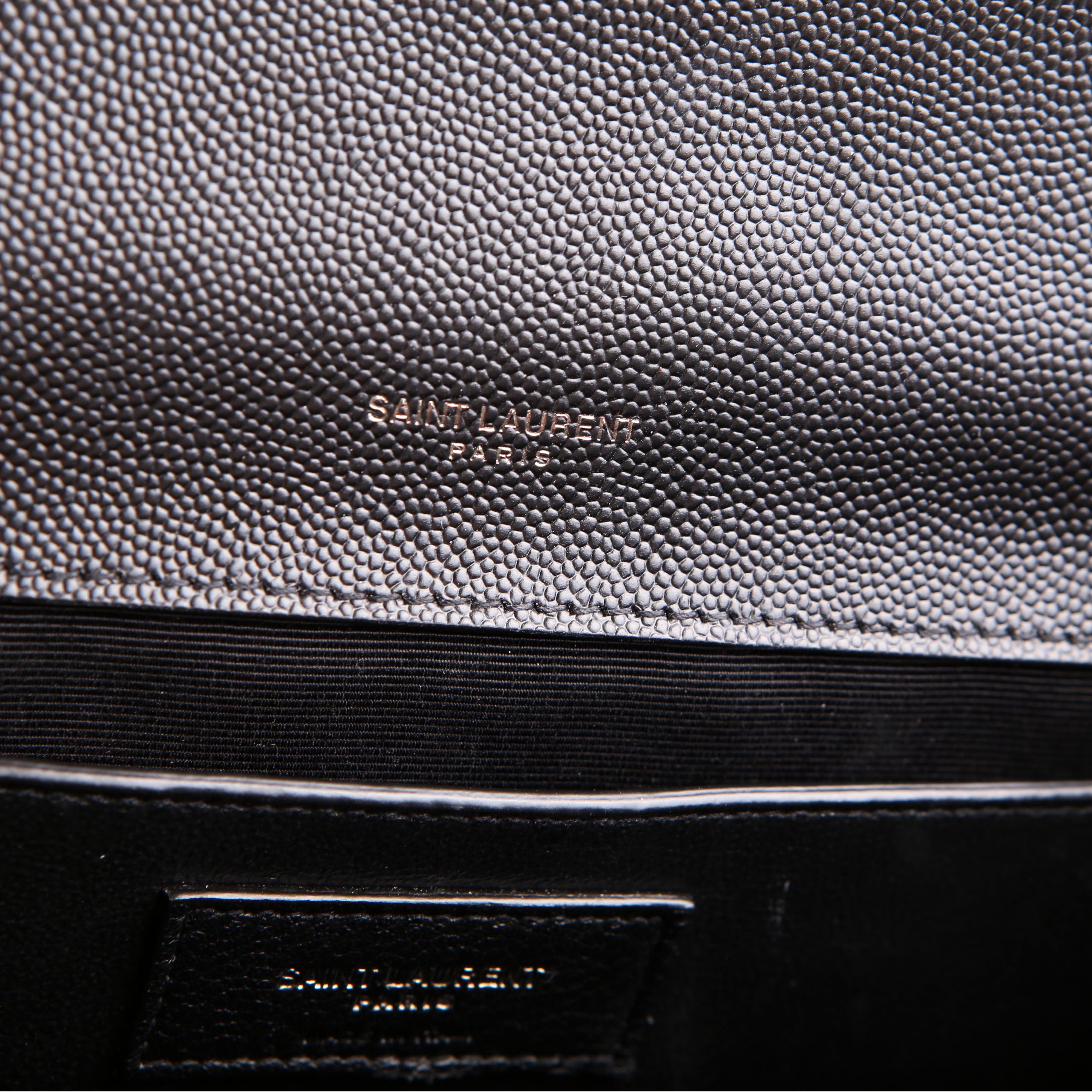 SAINT LAURENT Envelope Medium Tri-Quilt 600185 Black