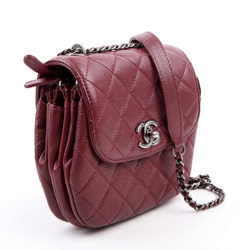 Waiter Flap Bag Caviar 21M Burgundy