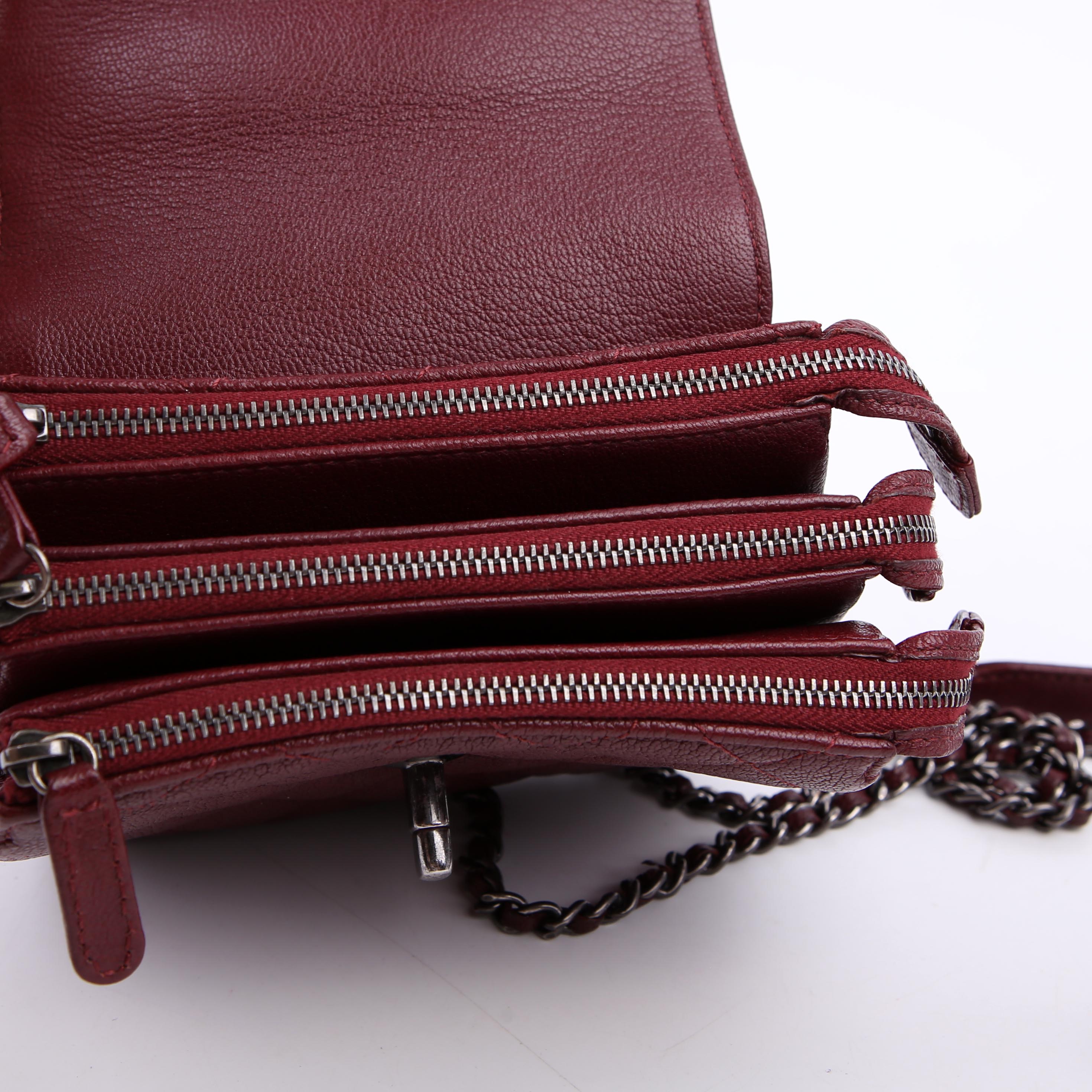 Waiter Flap Bag Caviar 21M Burgundy