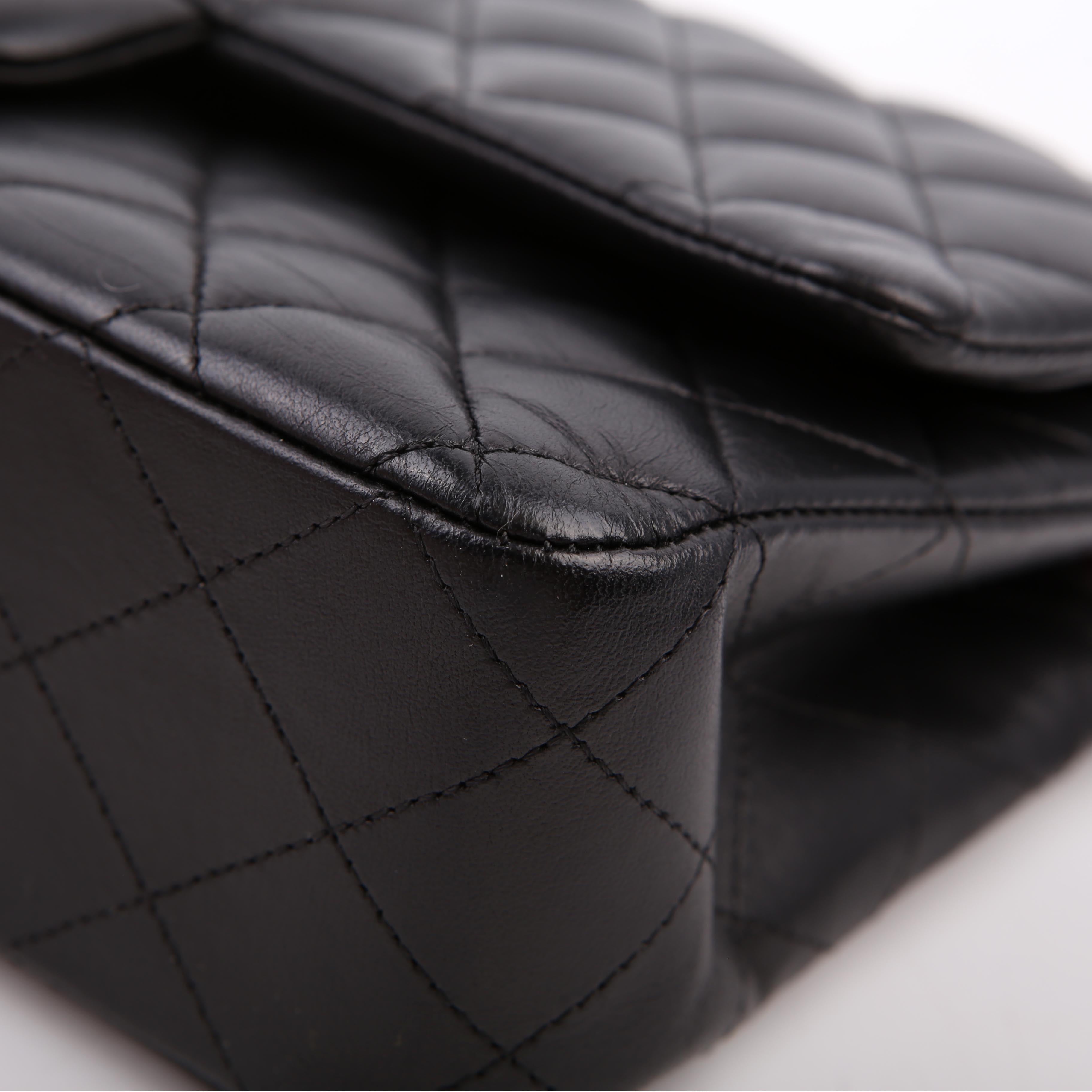 Classic Flap Medium Lambskin Black