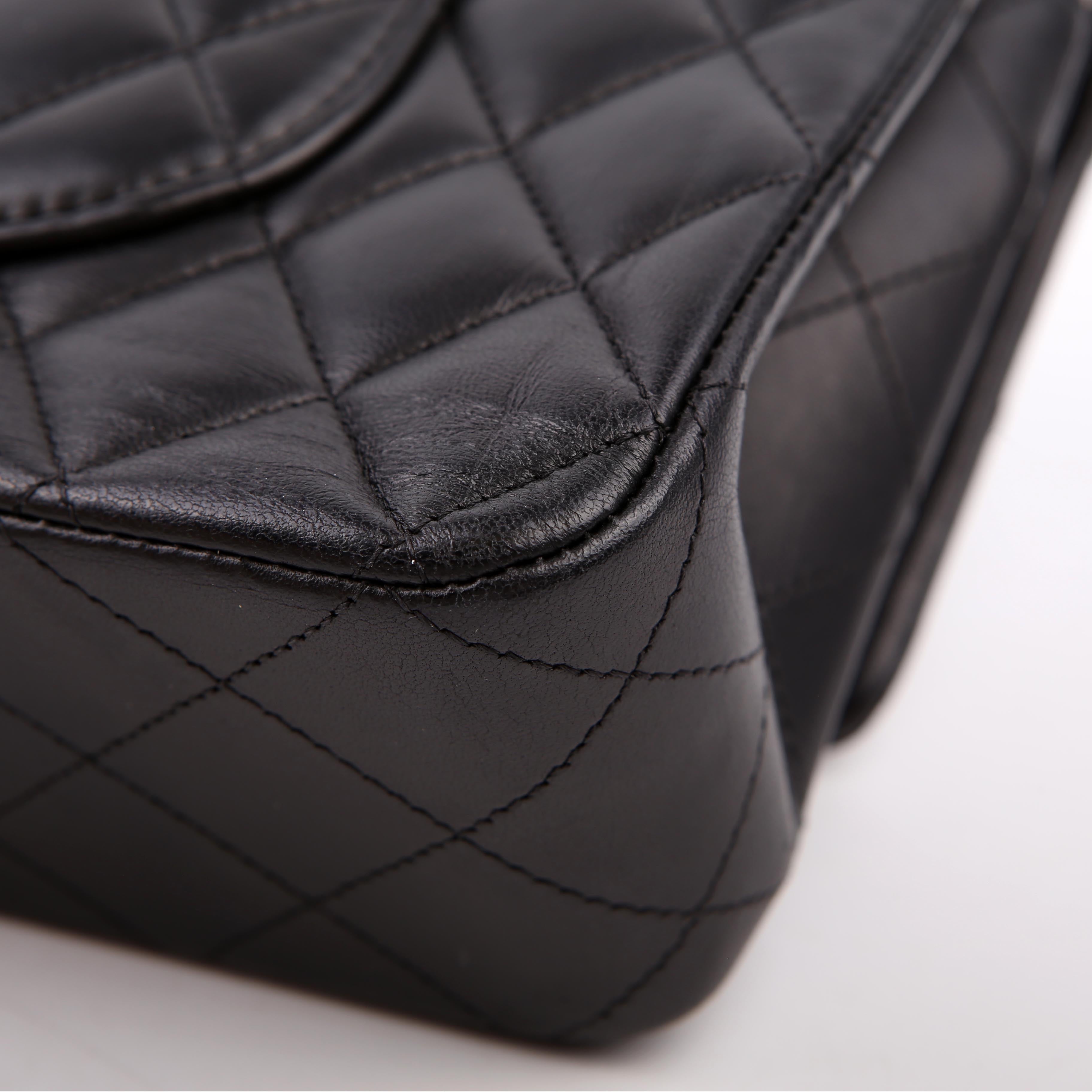 Classic Flap Medium Lambskin Black