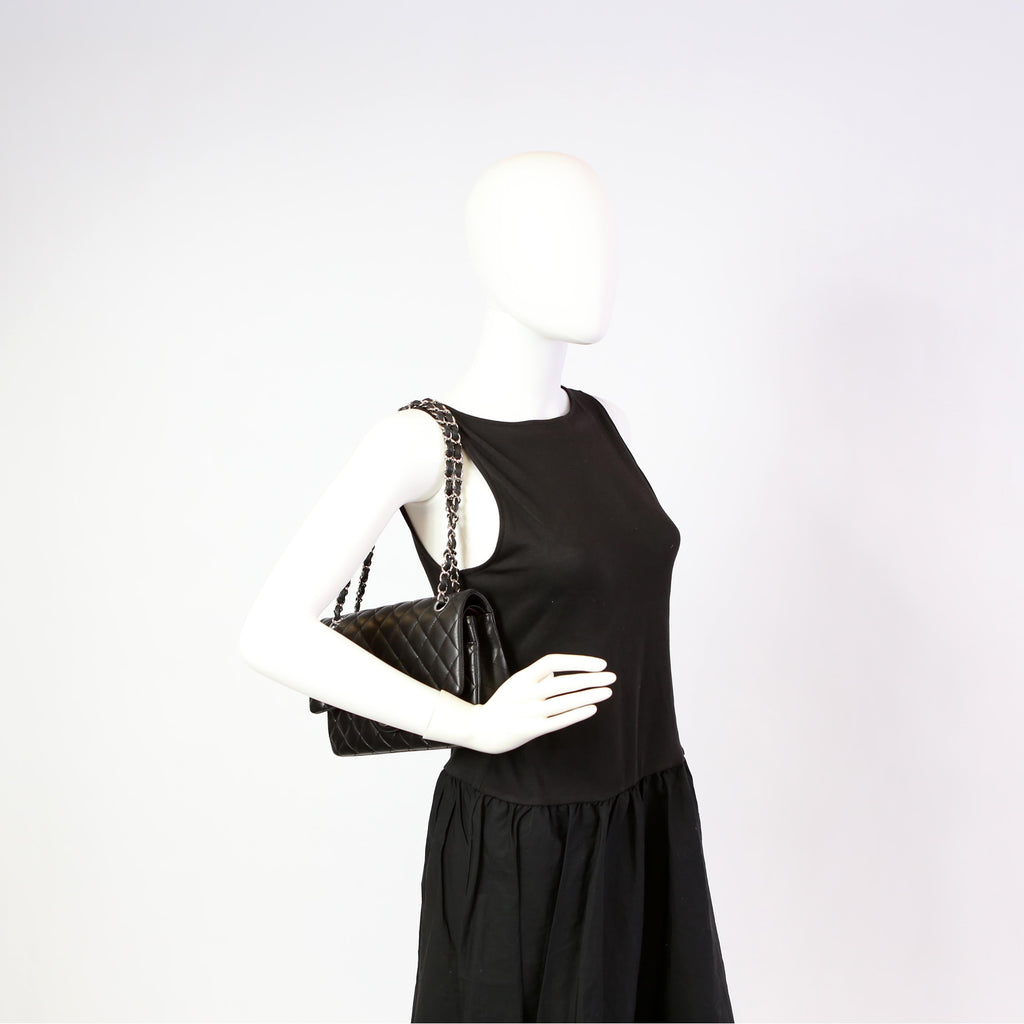 Classic Flap Medium Lambskin Black