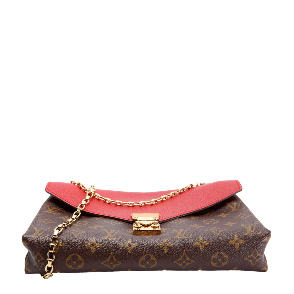 Pallas Chain Monogram