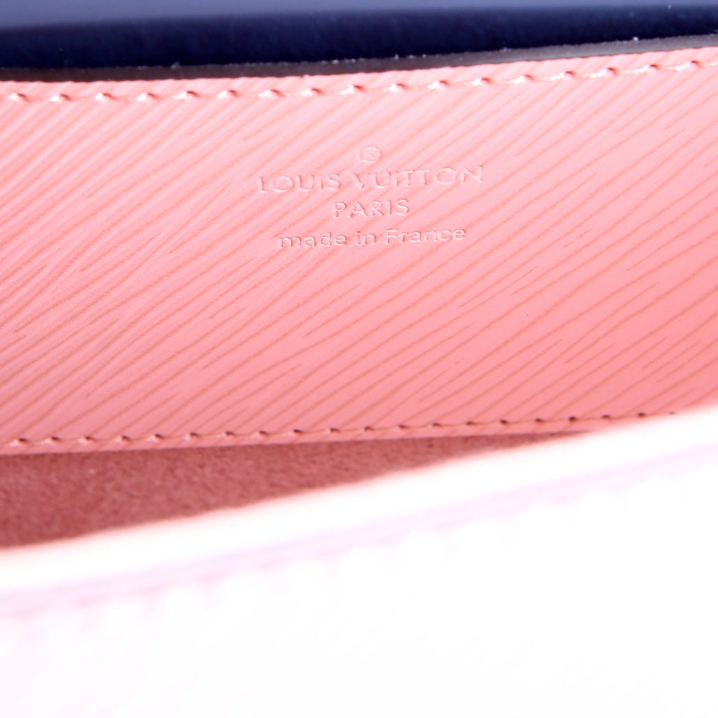 Twist MM Whipstitch Heart Epi Pink/White