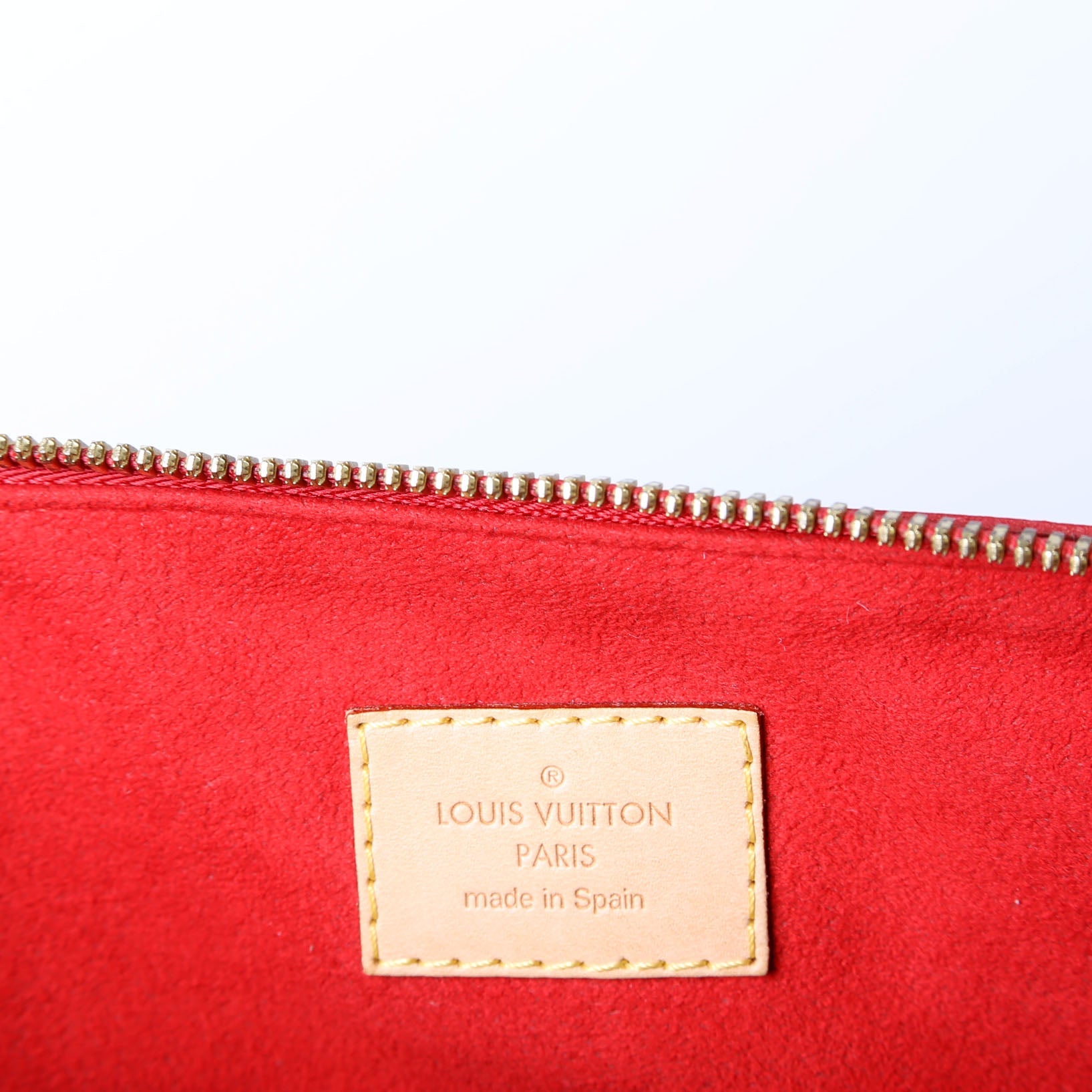 Pallas Tote Monogram Canvas Side