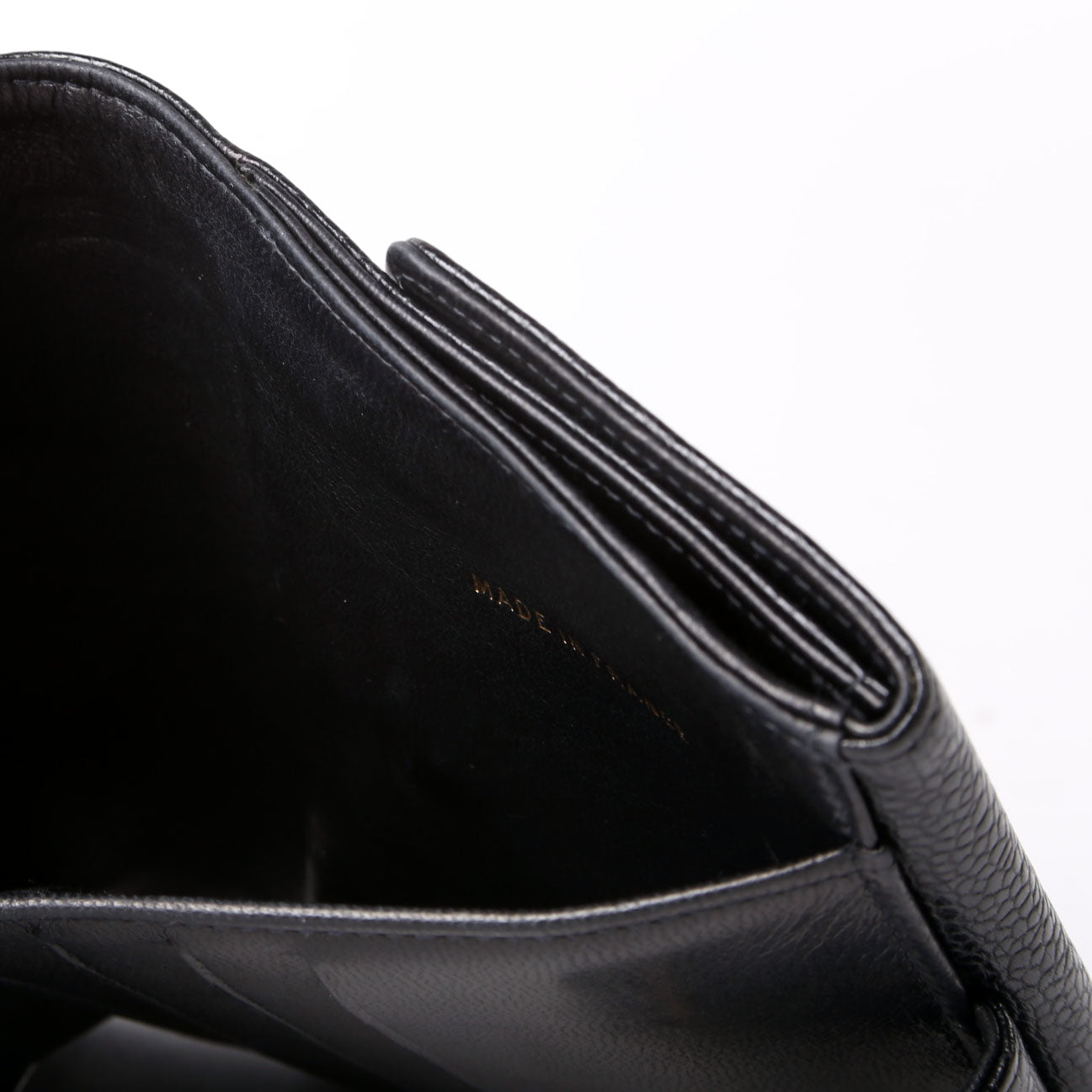 Timeless Compact Wallet Caviar Vintage Black