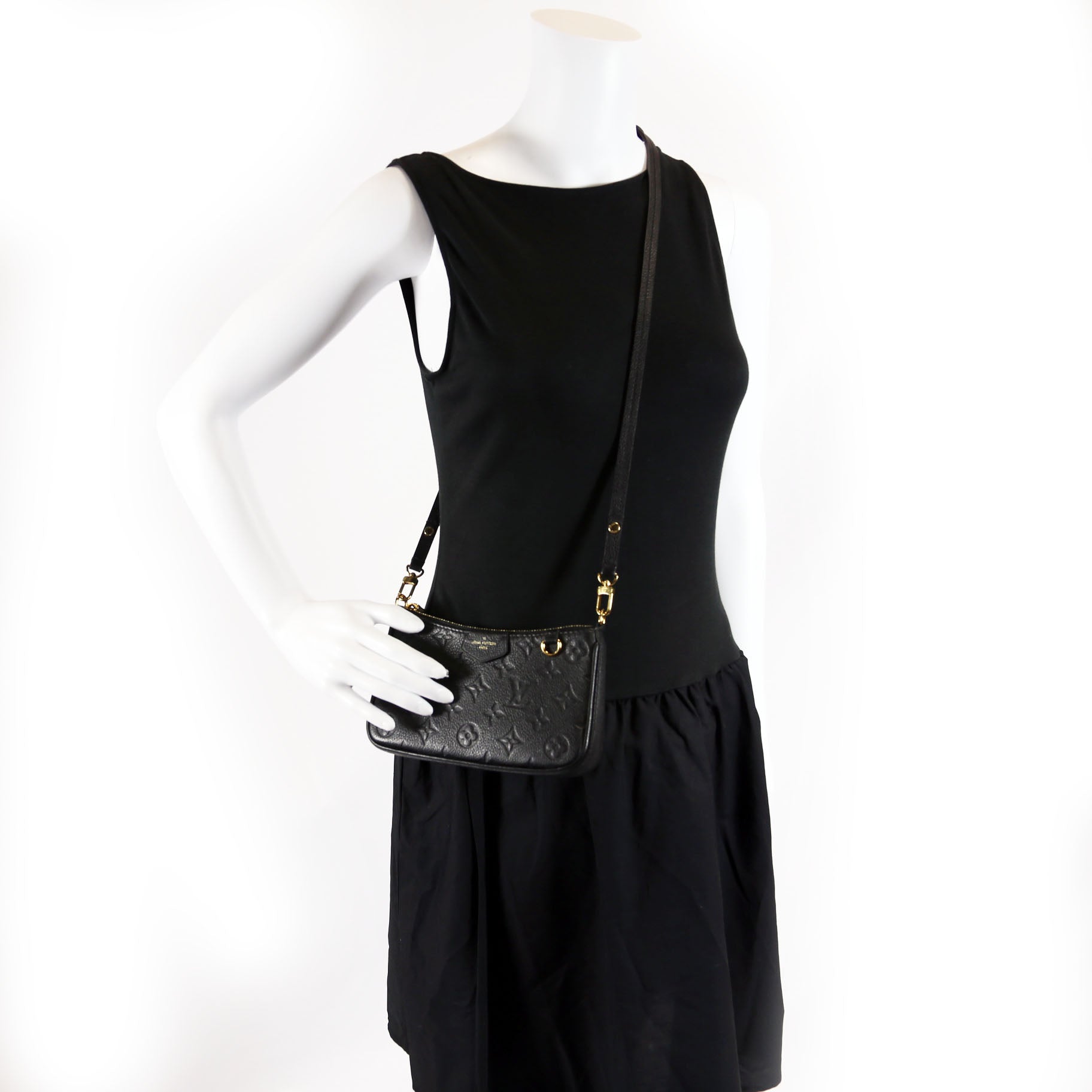 Easy Pouch On Strap Empreinte Black