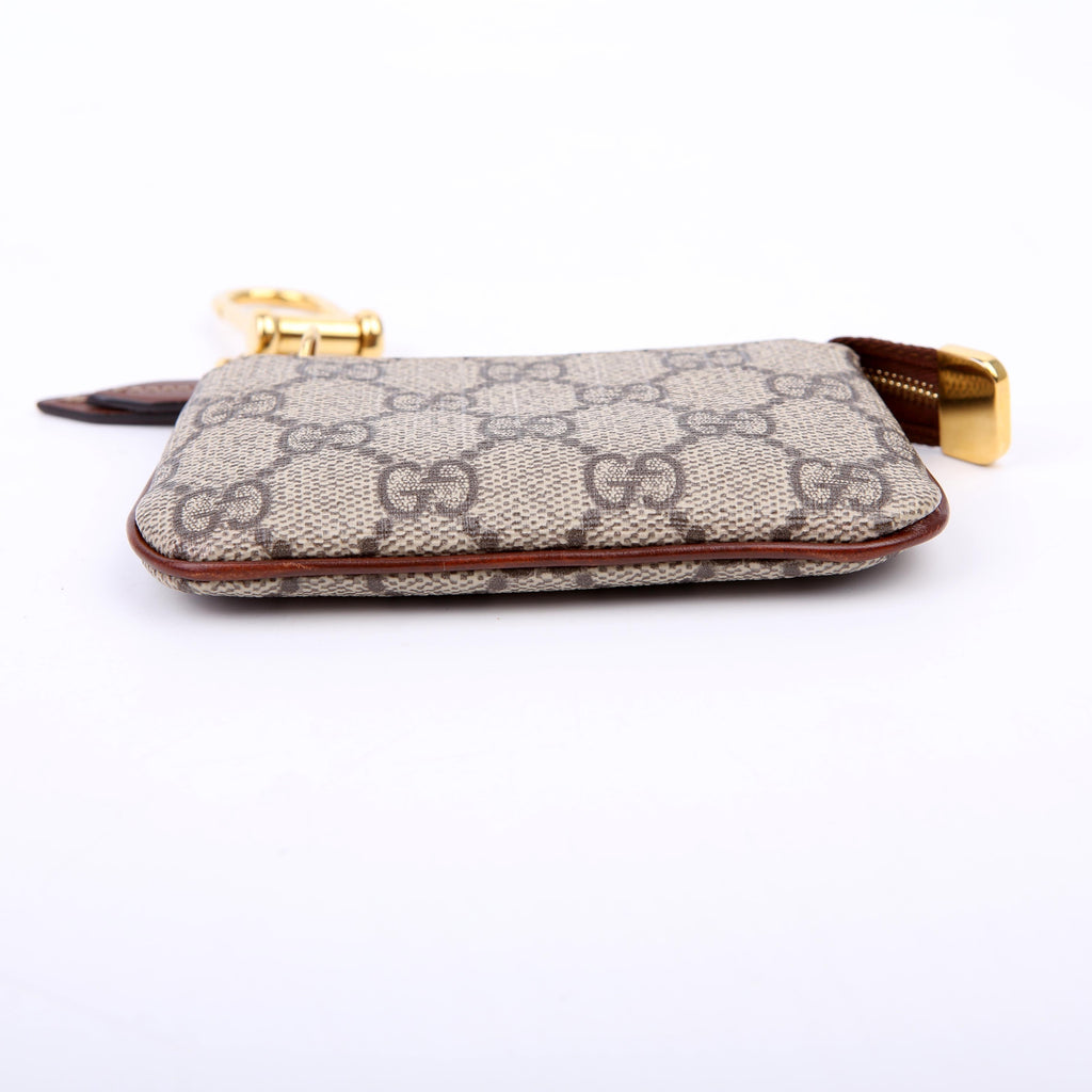 Gucci 447964 GG Supreme Key Case