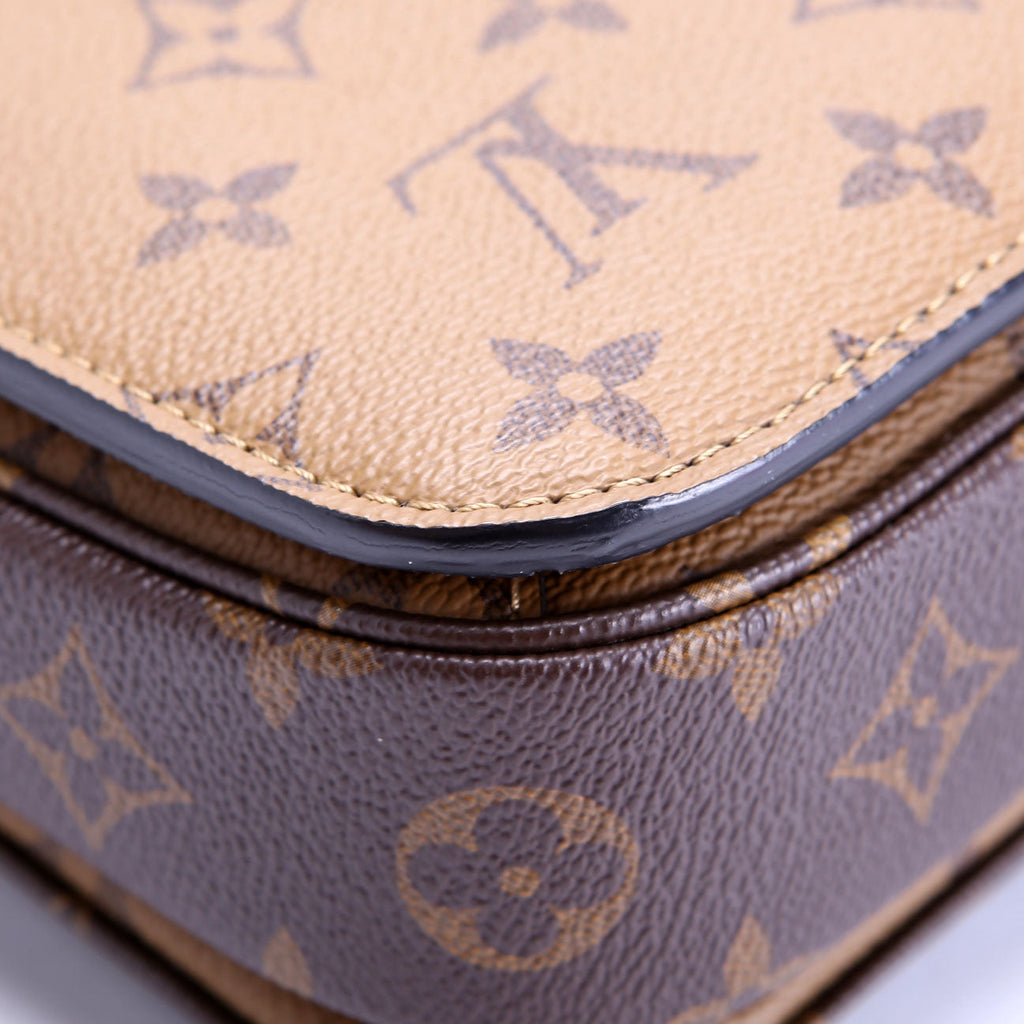 Pochette Metis Reverse Monogram Brown/Beige/Black