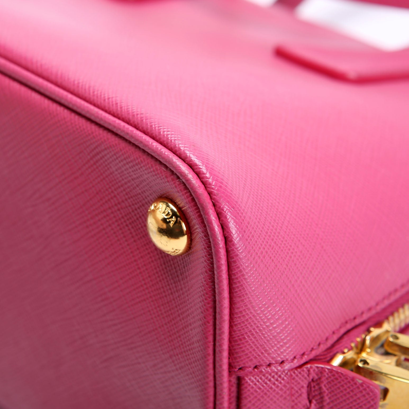 BL0837 Saffiano Lux Performance Medium Pink