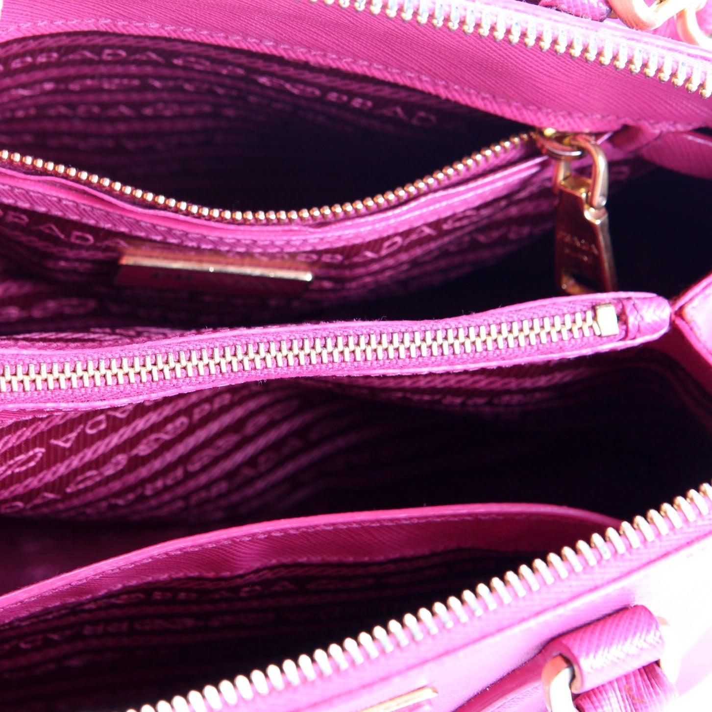 BL0837 Saffiano Lux Performance Medium Pink