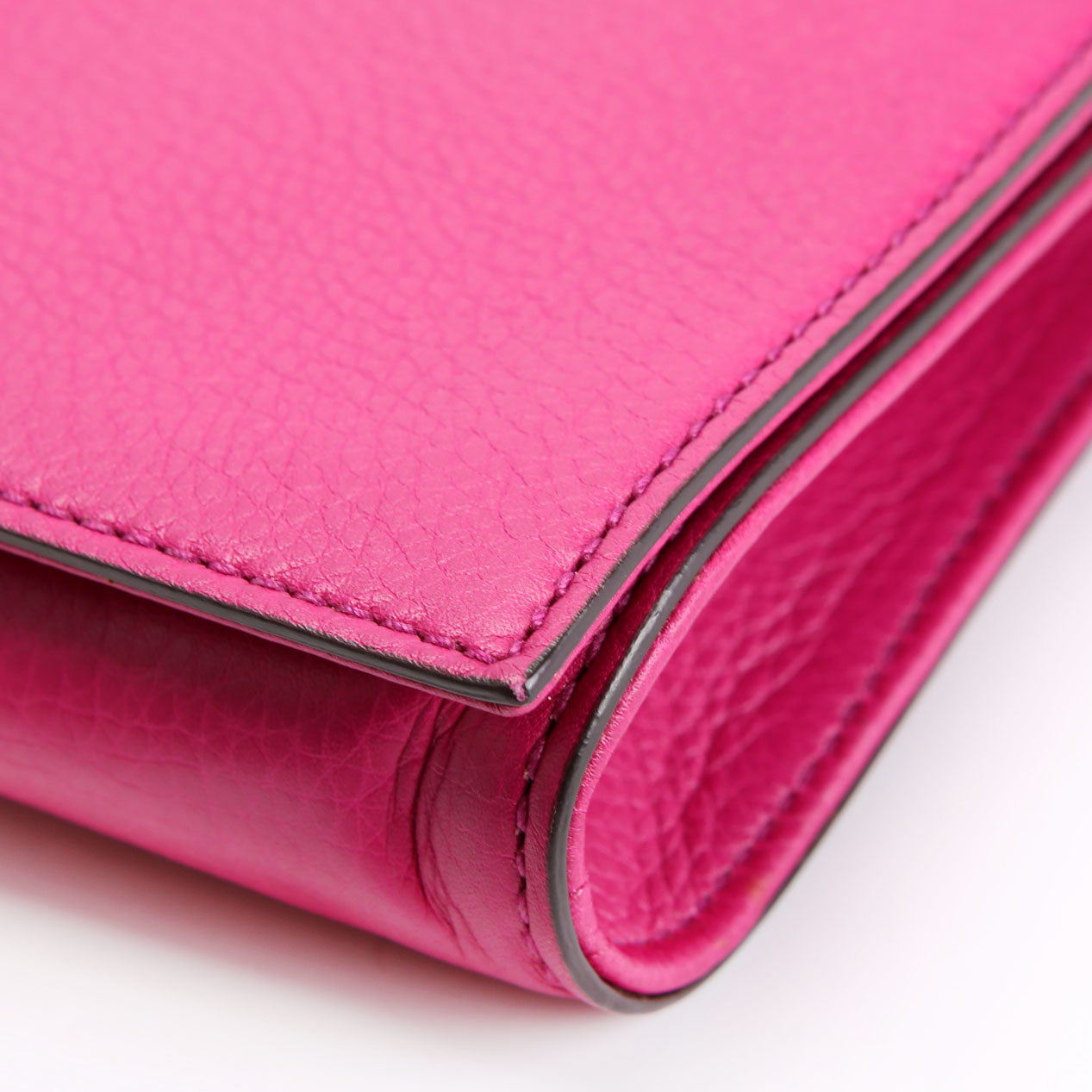 Gucci 336753 Soho Leather Clutch Pink
