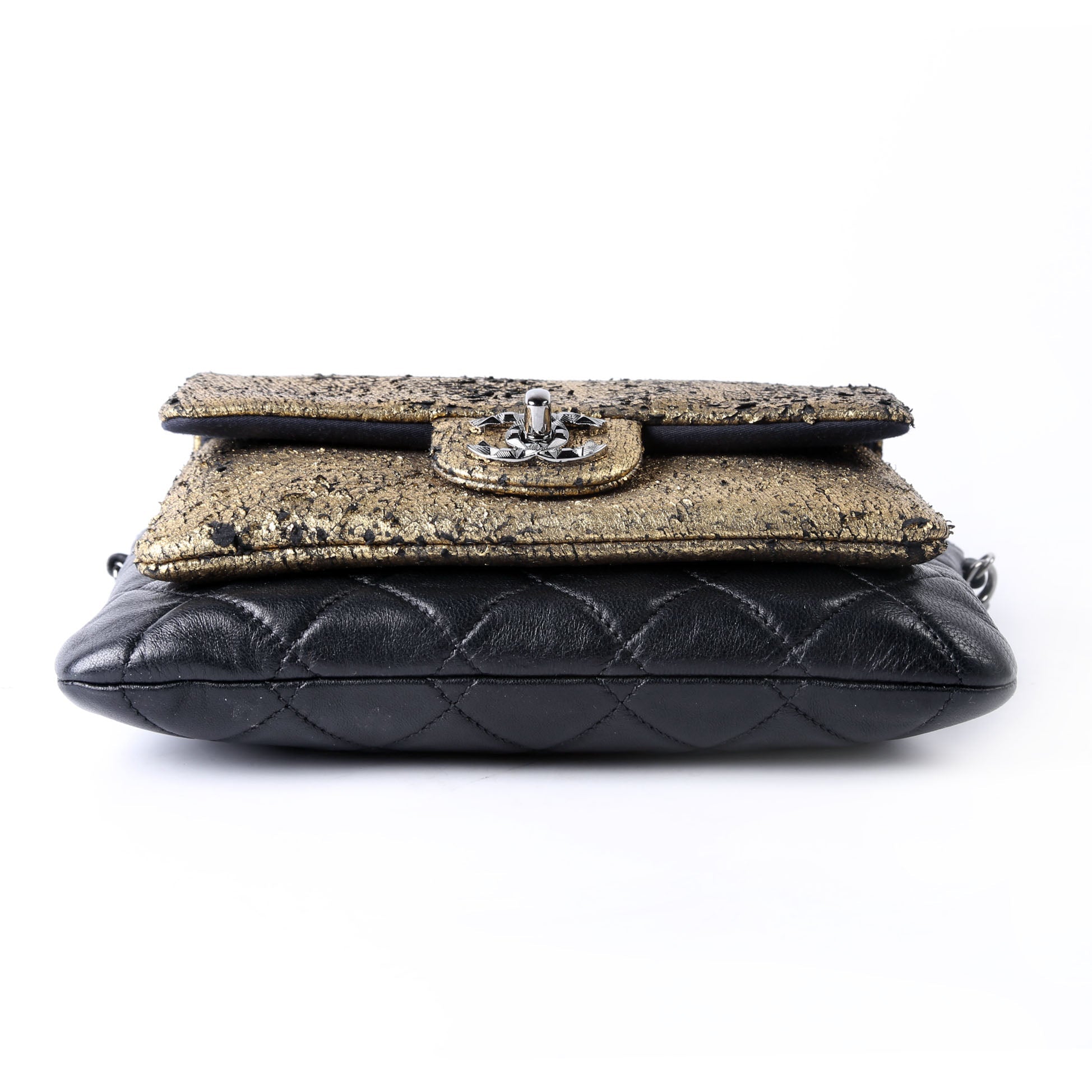 Mineral Nights Clutch With Chain 17M Black/Gold