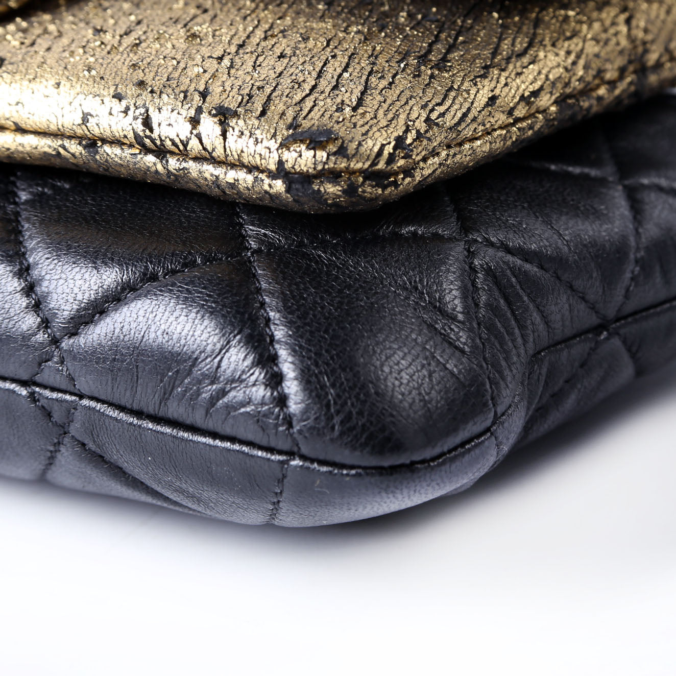 Mineral Nights Clutch With Chain 17M Black/Gold