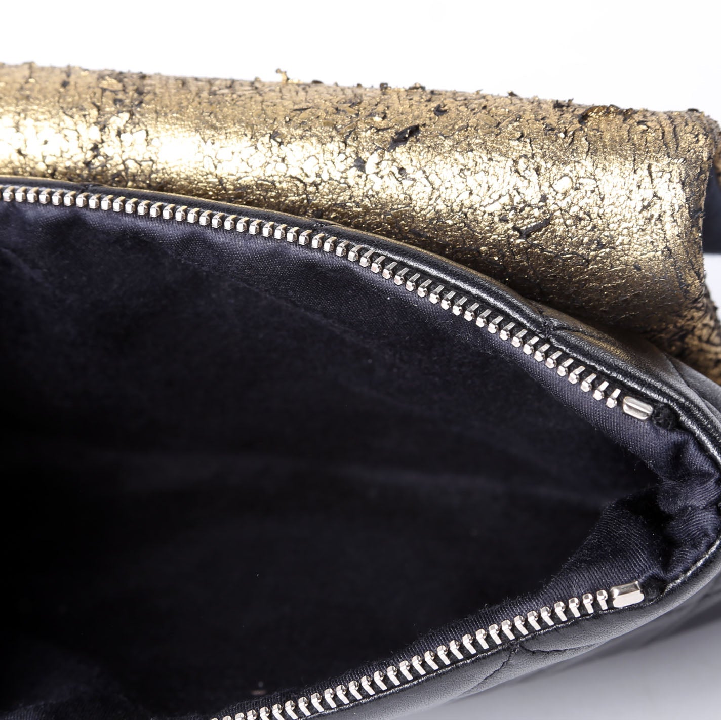 Mineral Nights Clutch With Chain 17M Black/Gold