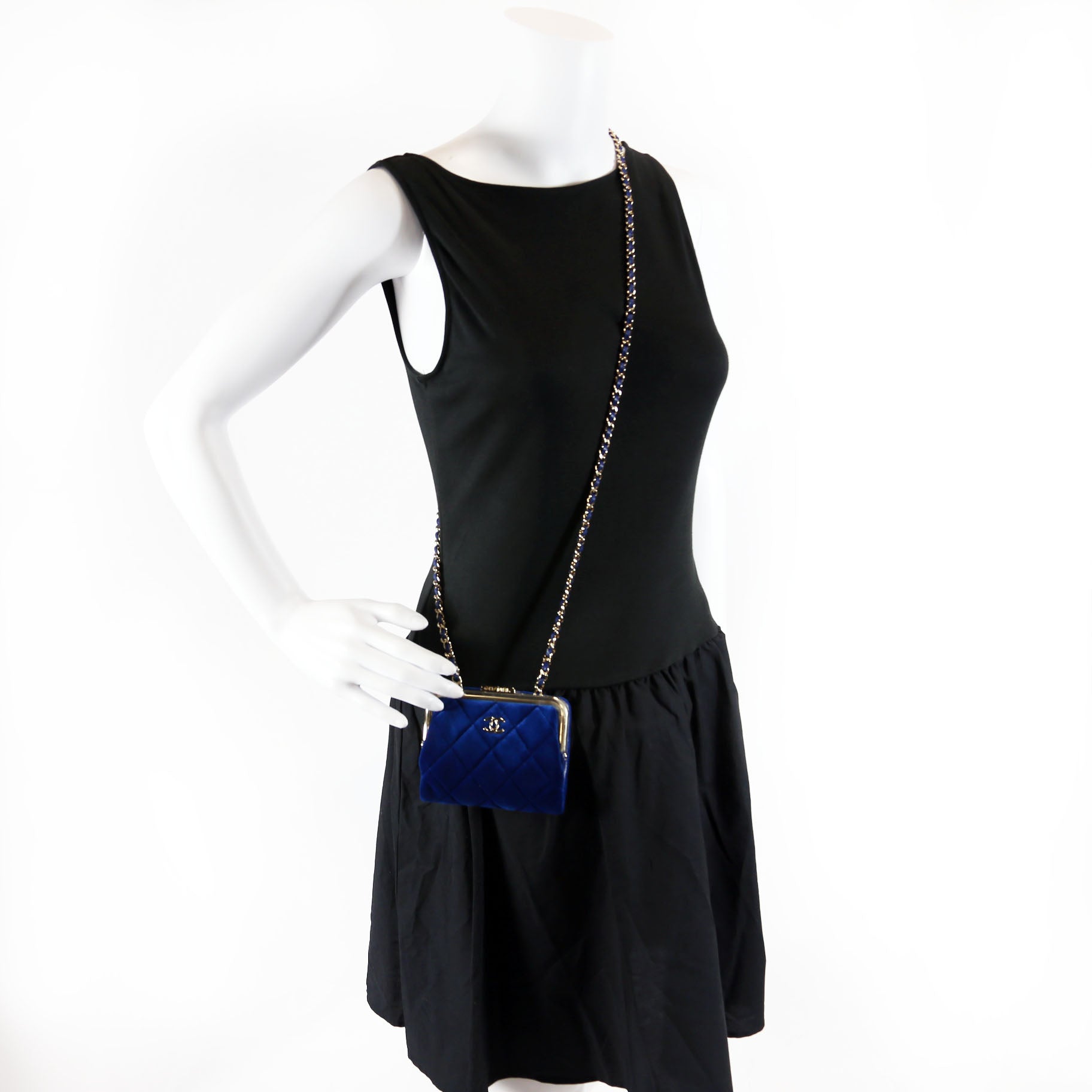 CC Quilted Velvet Coin Purse With Chain RFID Blue