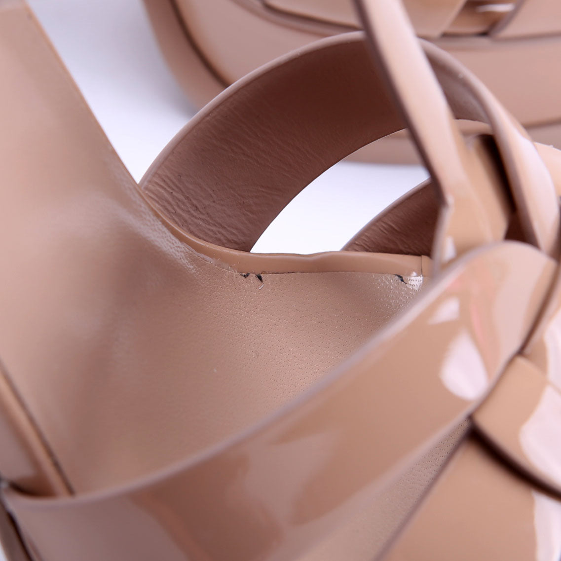 Tribute Platform Patent Sandal Heels size 39 Nude