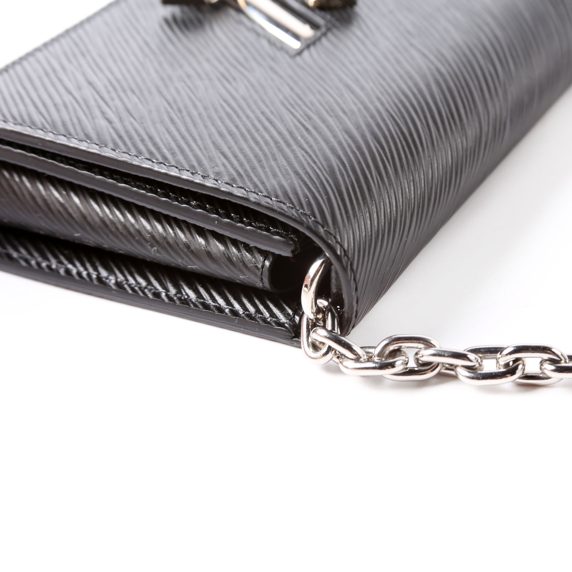 Twist Chain Wallet Epi Black/Silver