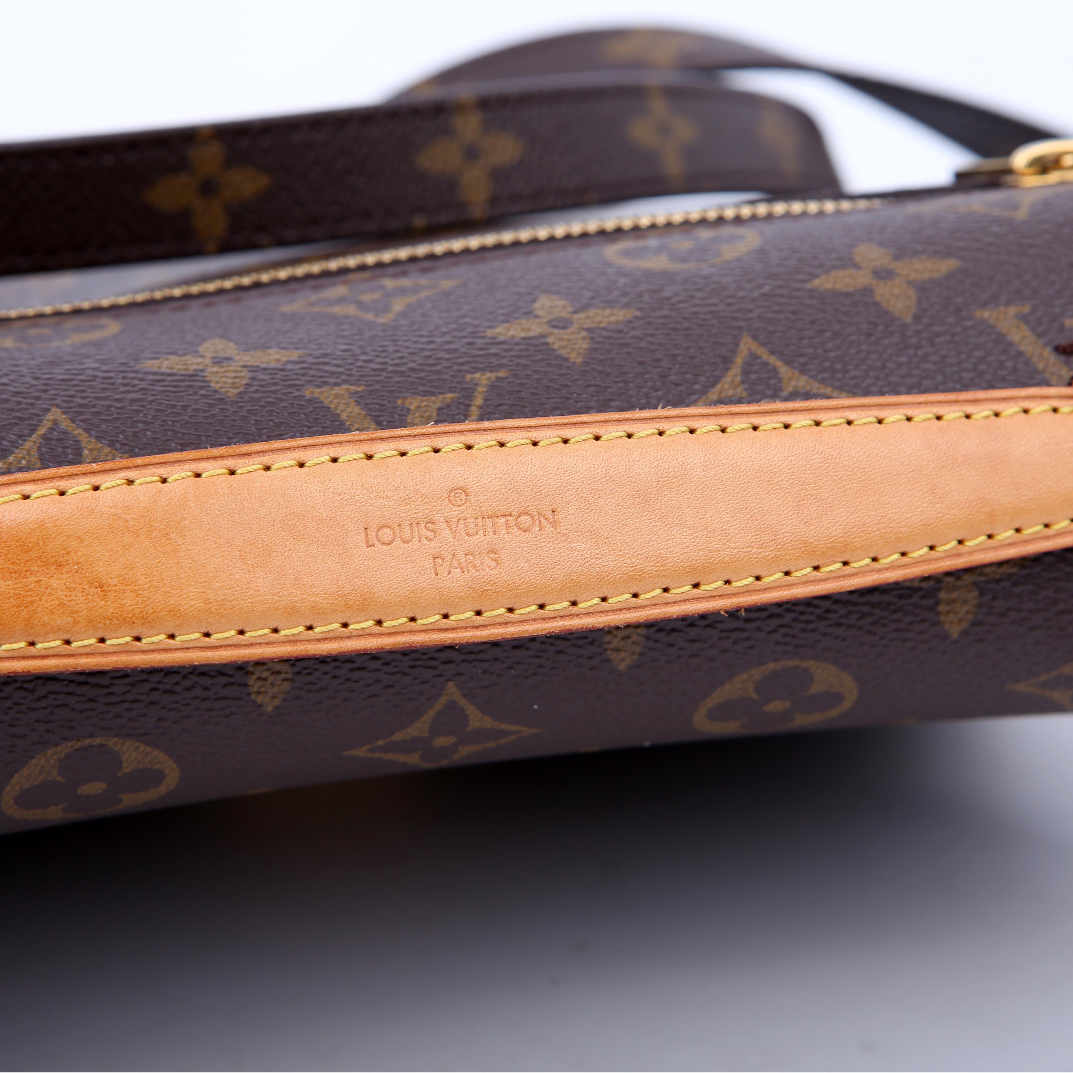 Pochette Metis Monogram